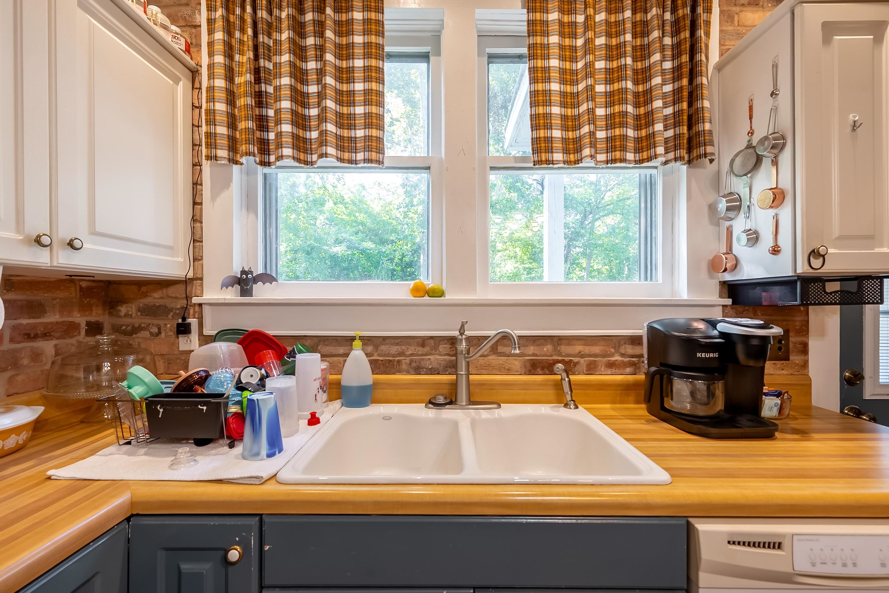 340 Main Street Narrows VA 24124