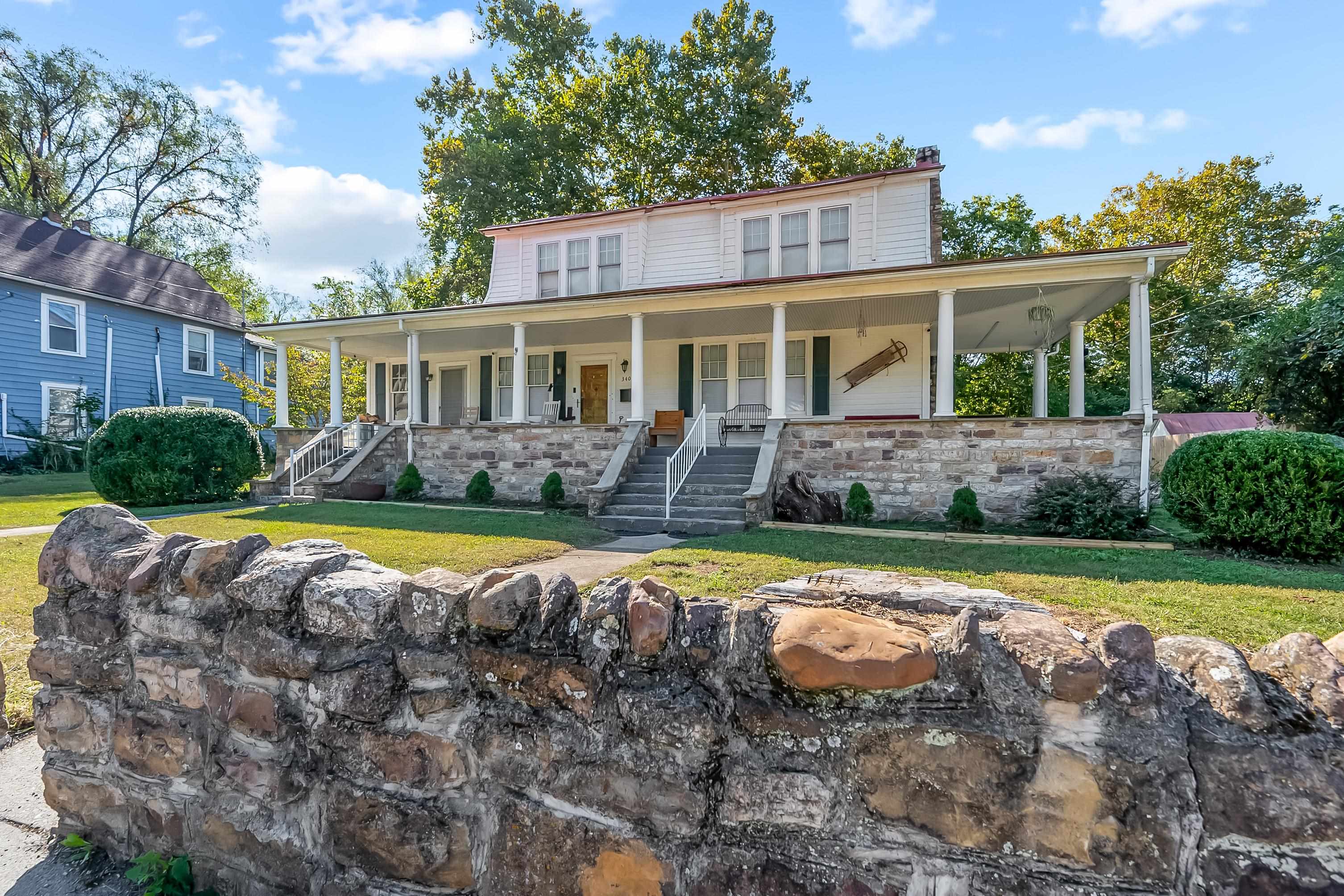 340 Main Street Narrows VA 24124