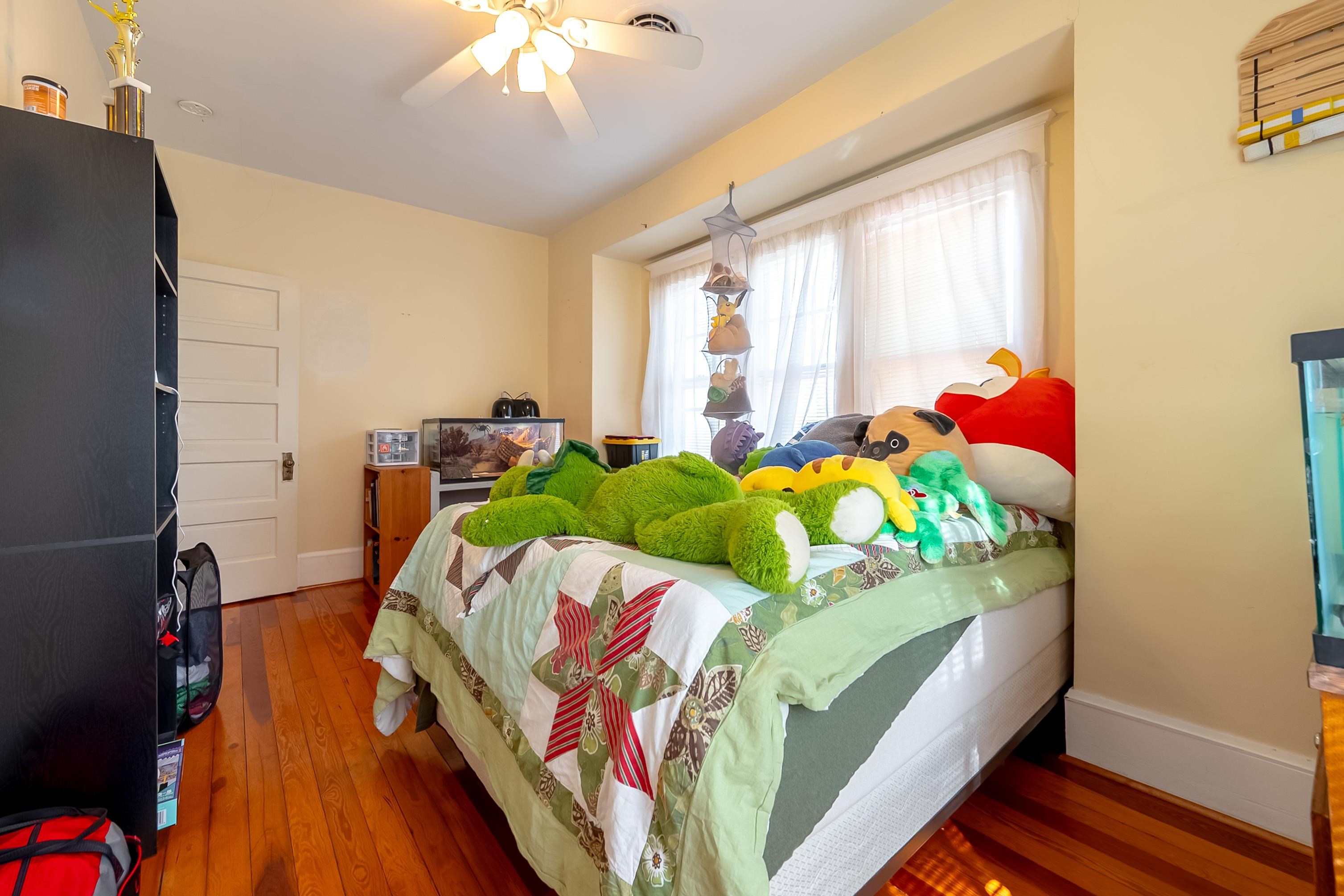 340 Main Street Narrows VA 24124