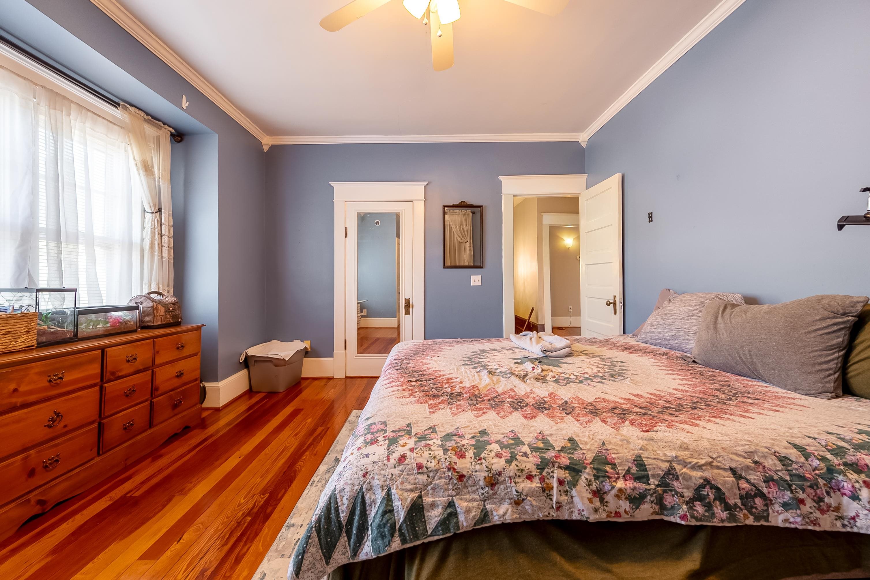 340 Main Street Narrows VA 24124