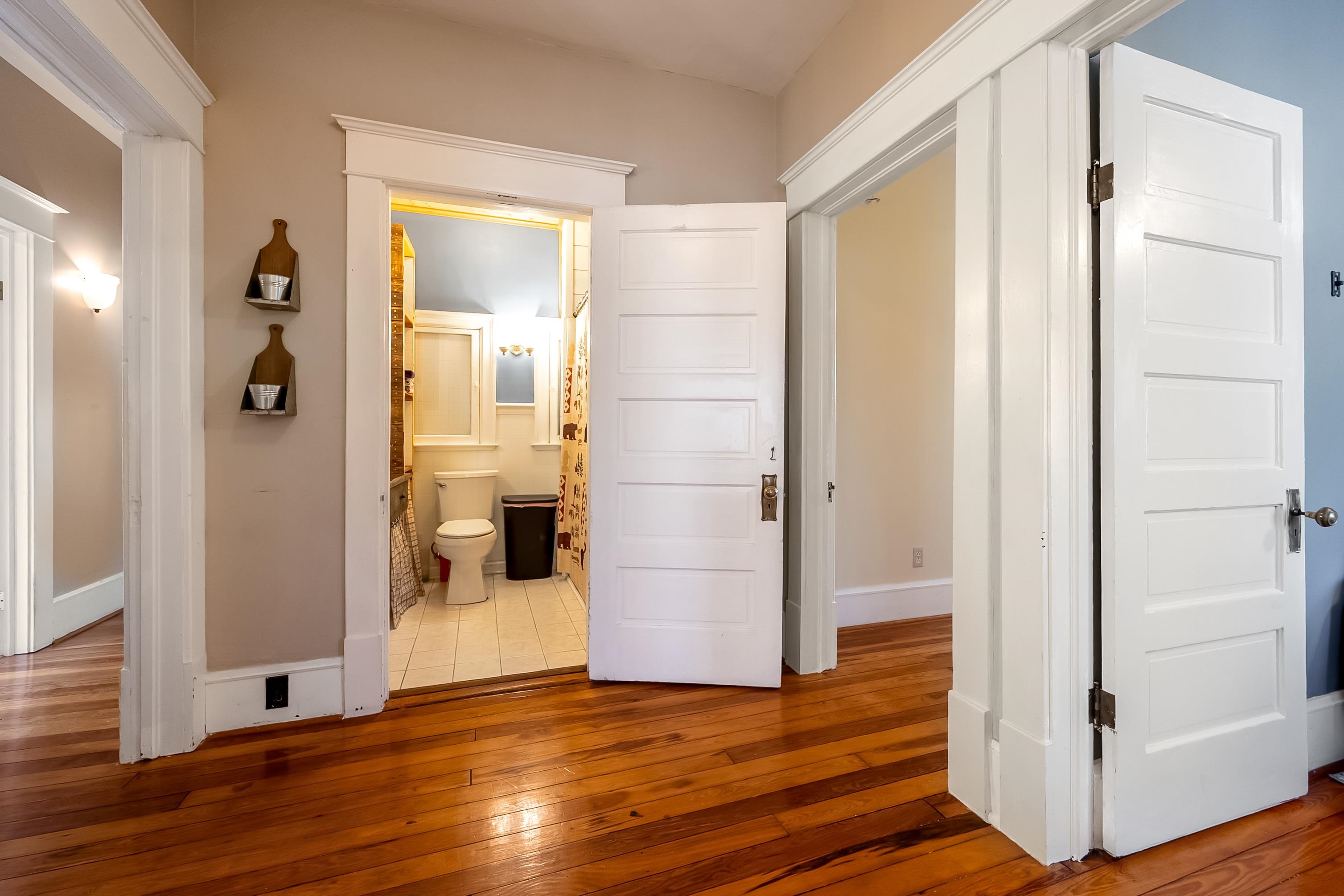 340 Main Street Narrows VA 24124