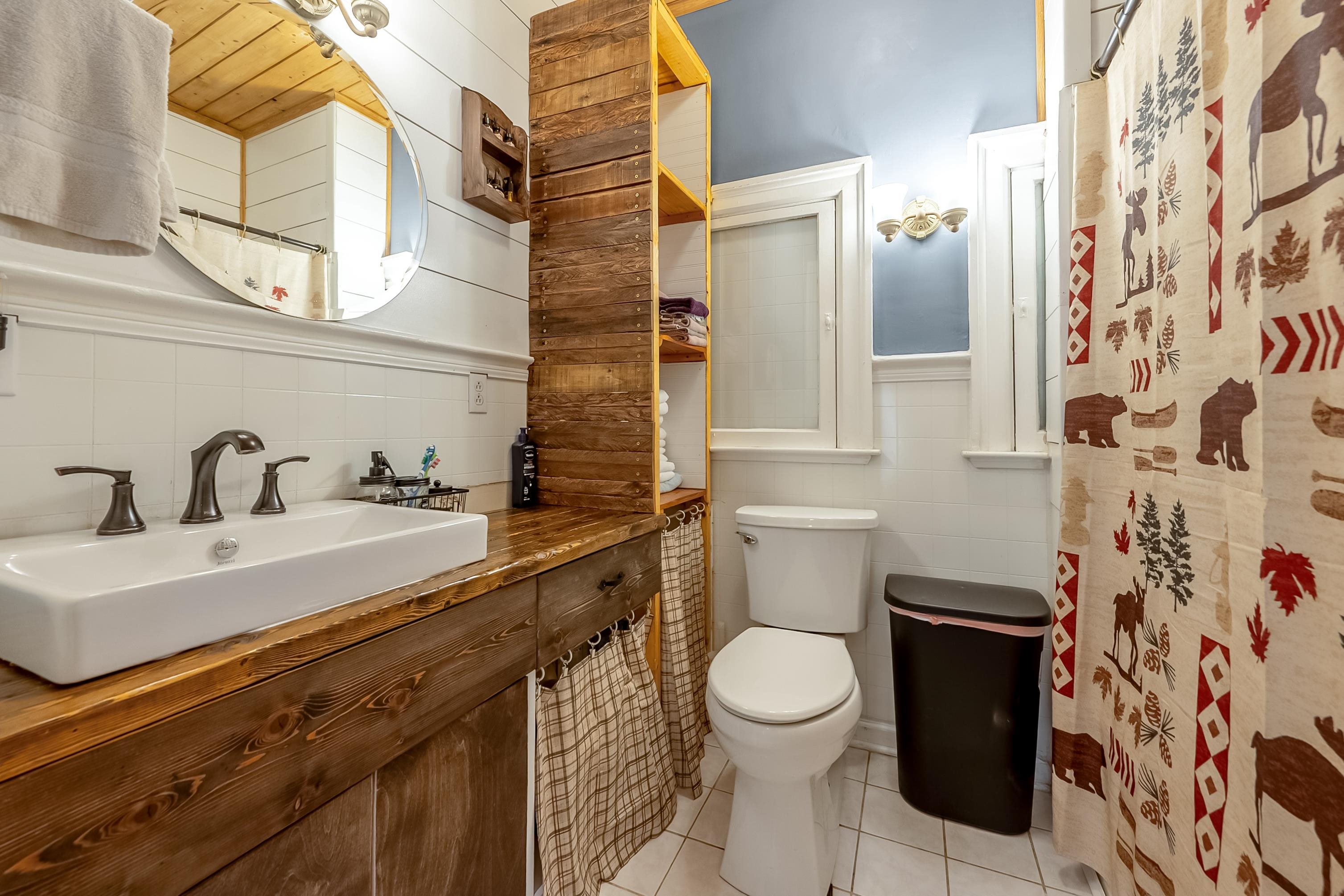 340 Main Street Narrows VA 24124