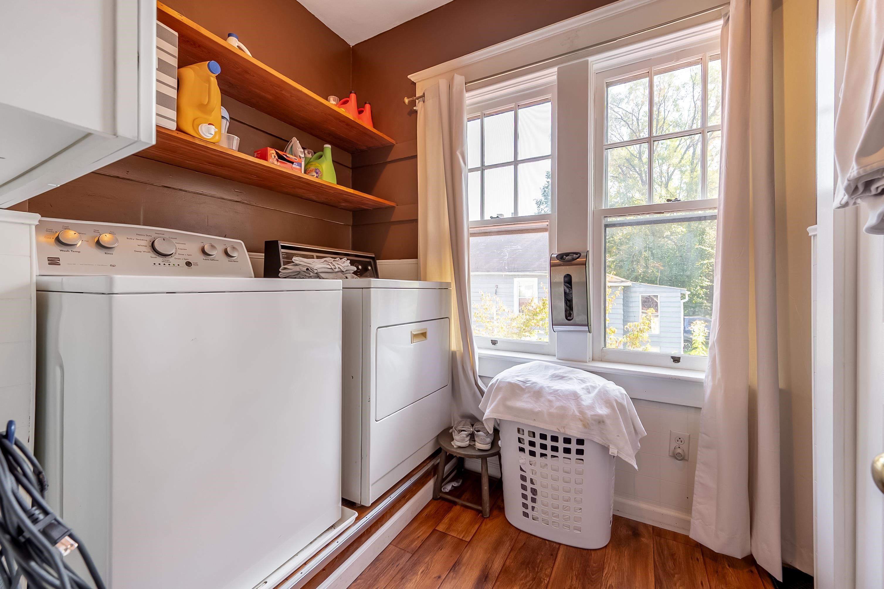 340 Main Street Narrows VA 24124