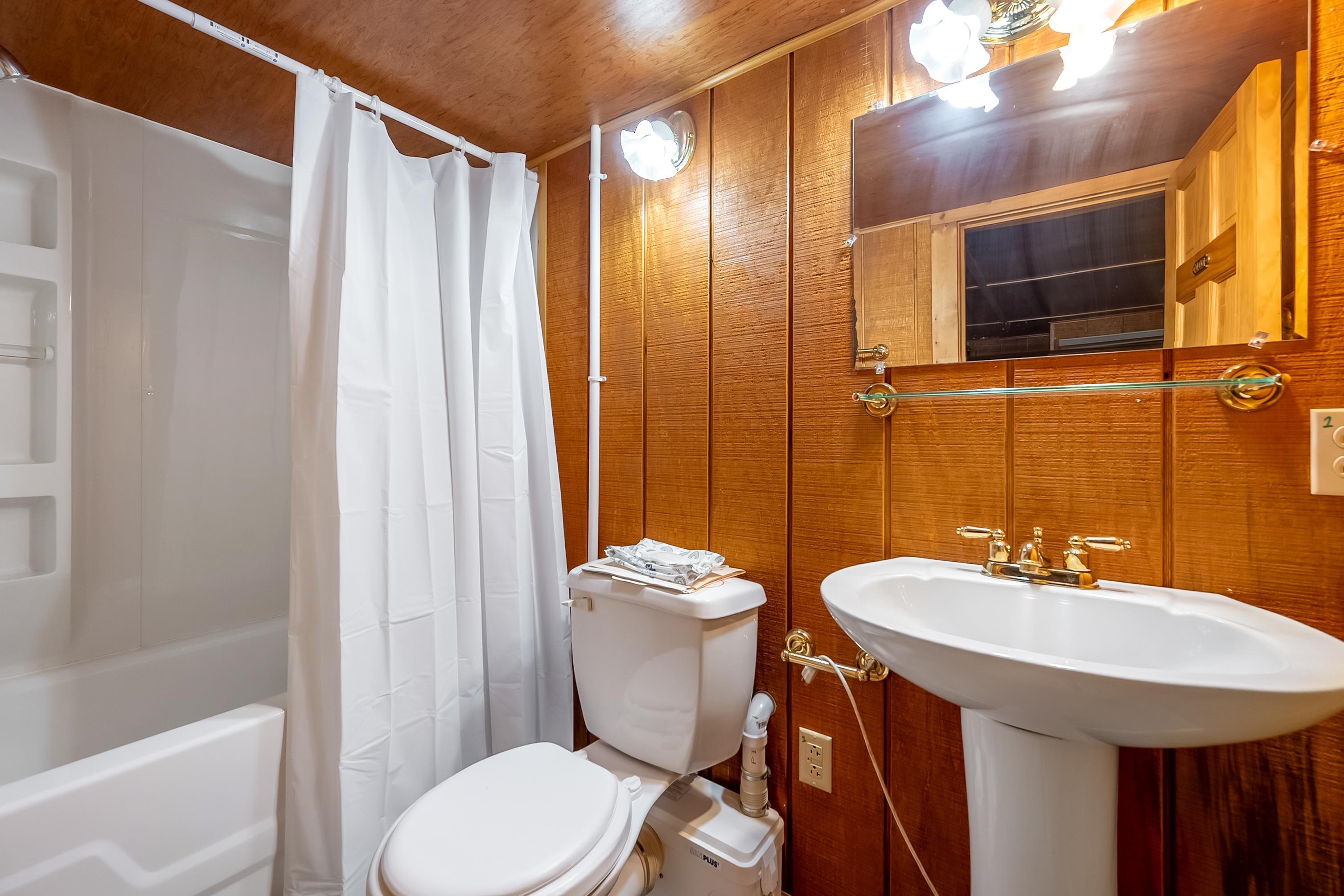 340 Main Street Narrows VA 24124