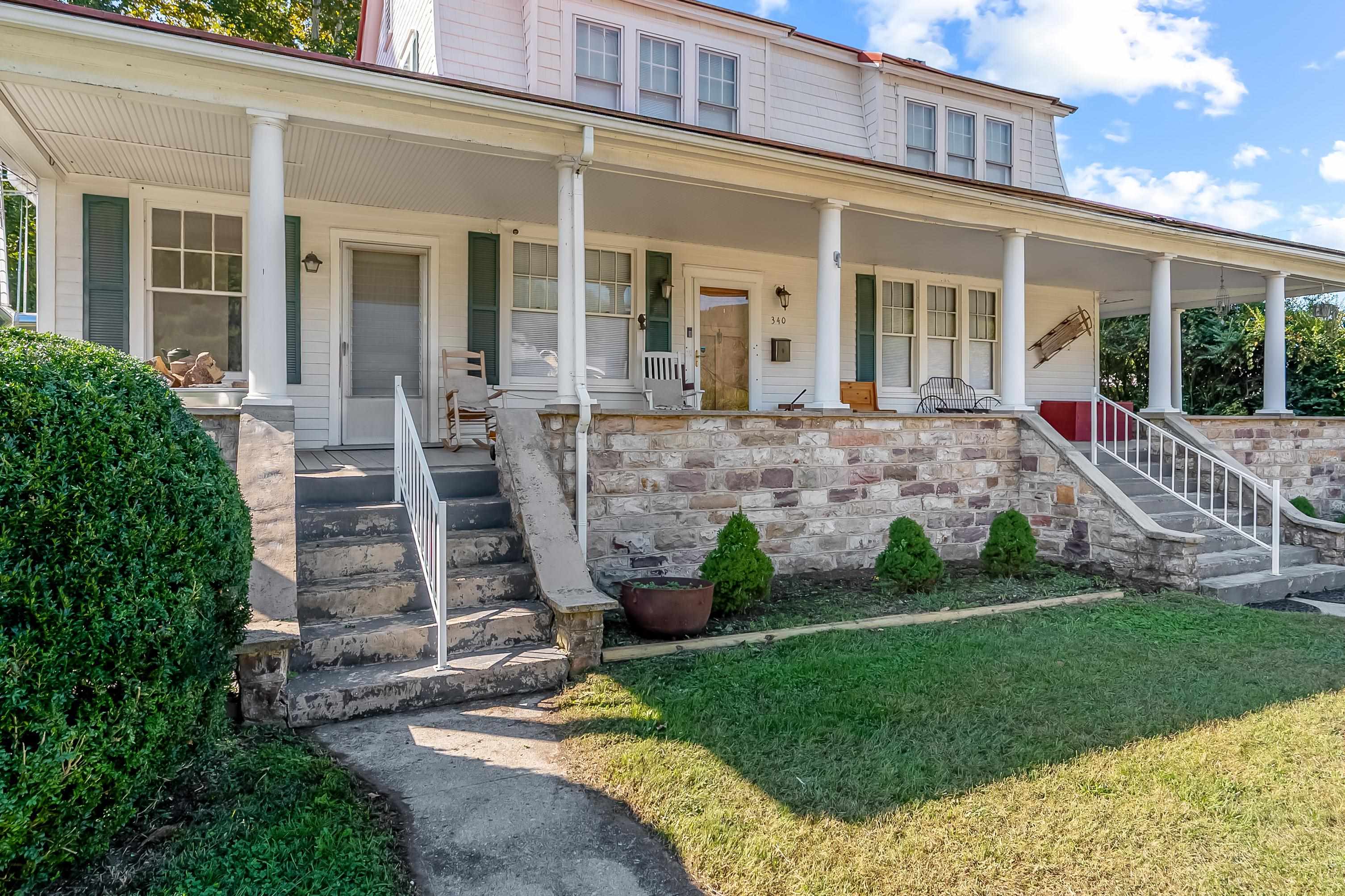 340 Main Street Narrows VA 24124