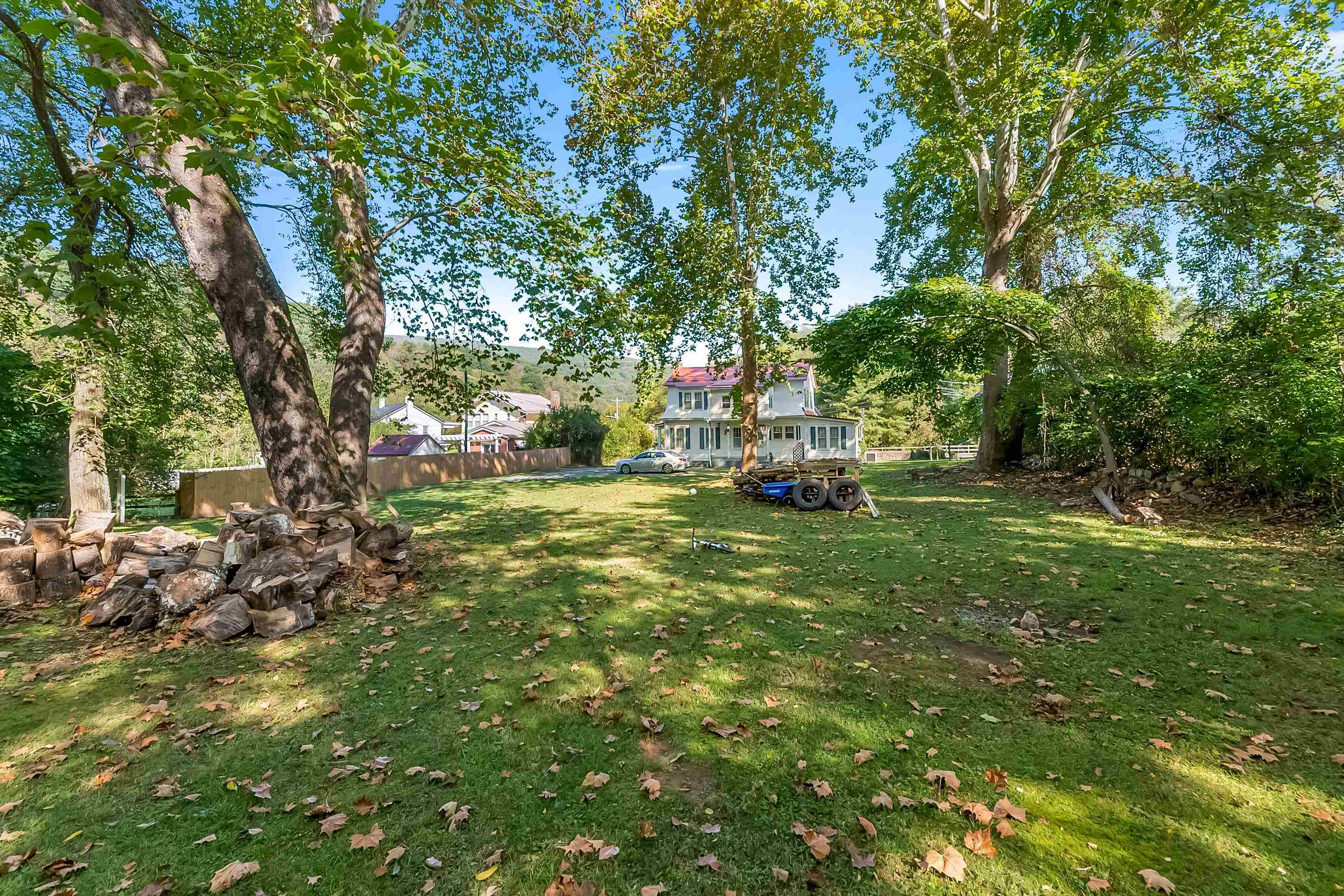 340 Main Street Narrows VA 24124