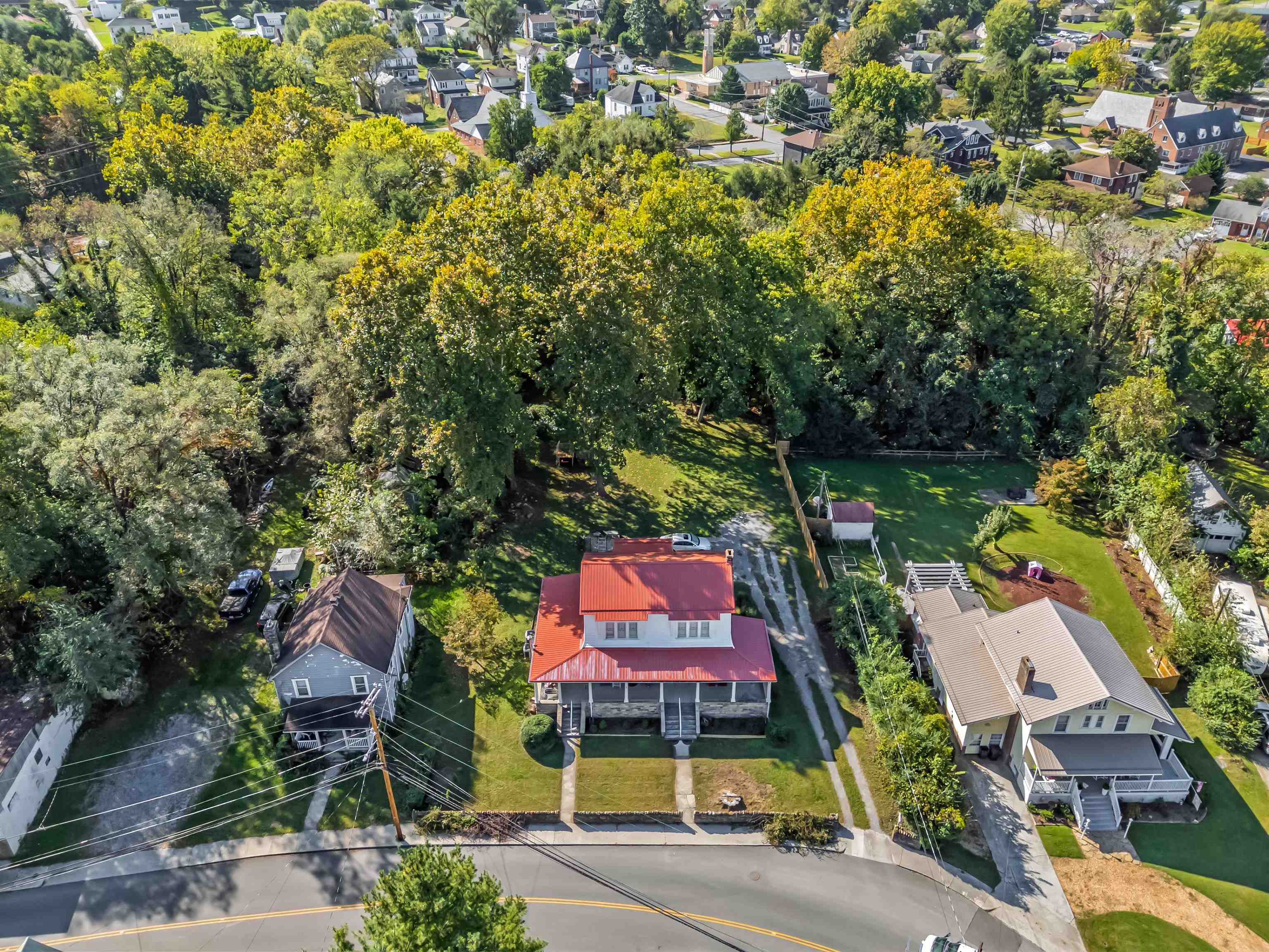 340 Main Street Narrows VA 24124