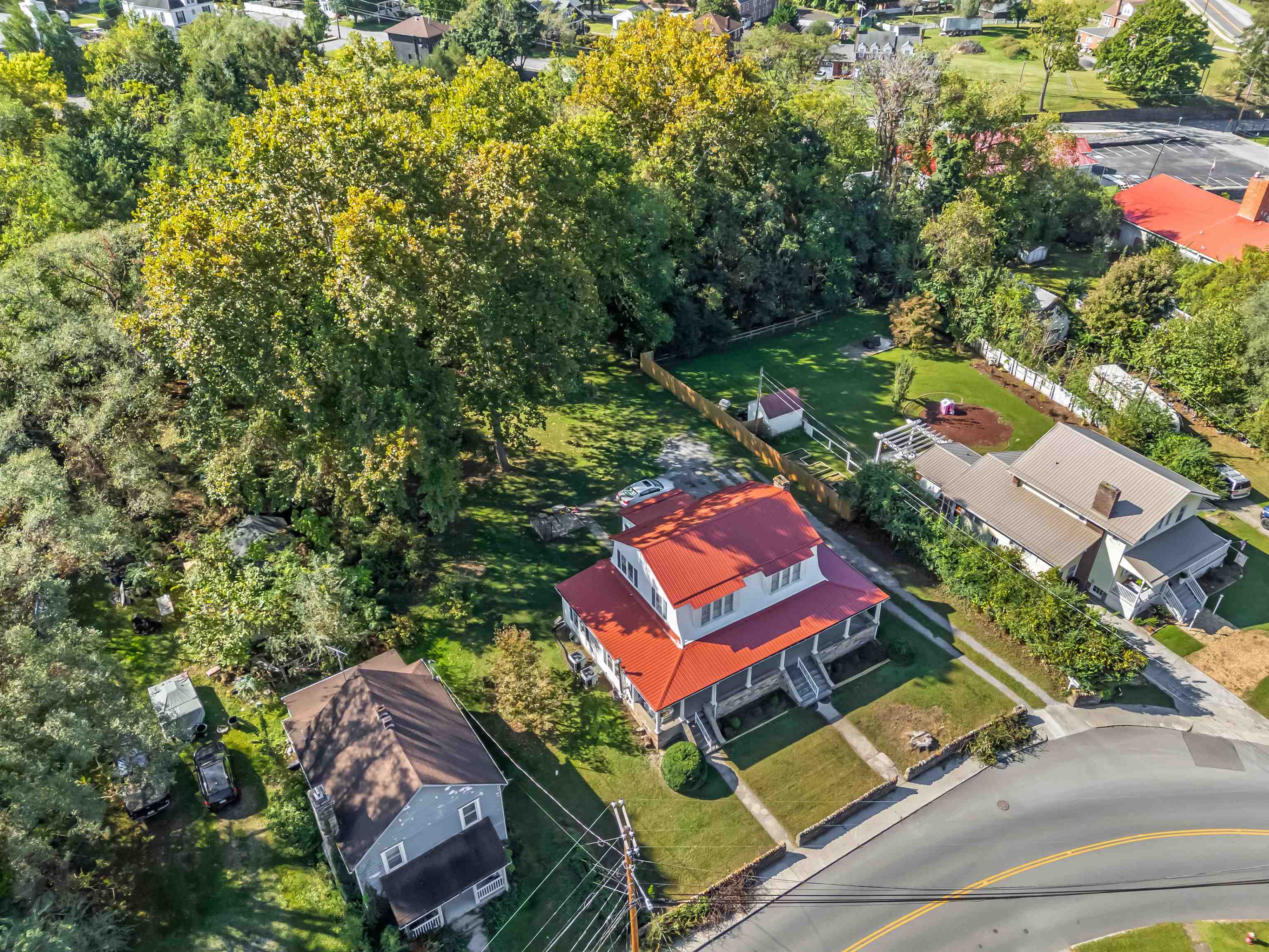 340 Main Street Narrows VA 24124