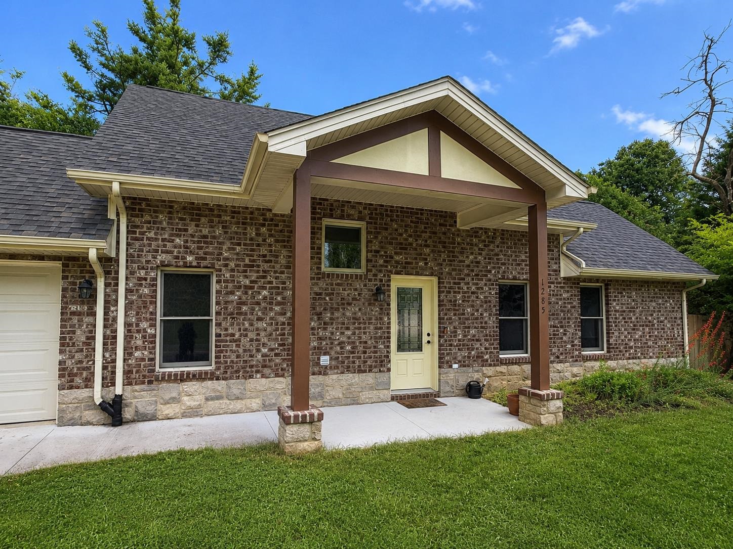 1285 King Street Christiansburg VA 24073