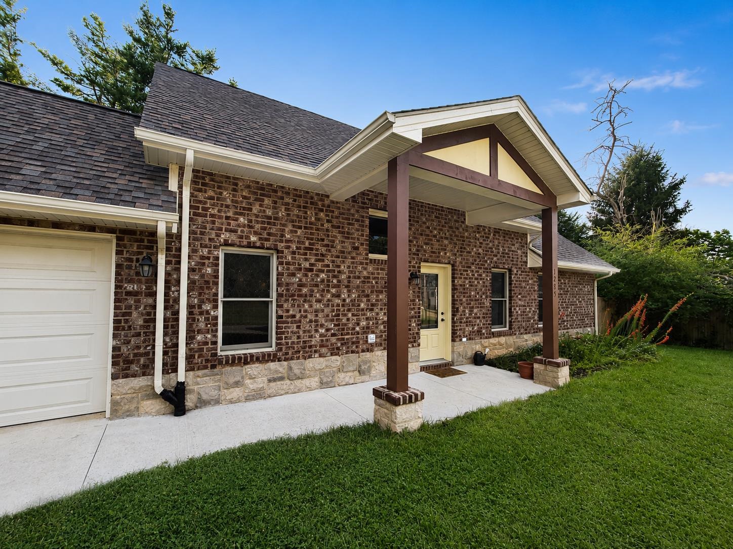 1285 King Street Christiansburg VA 24073