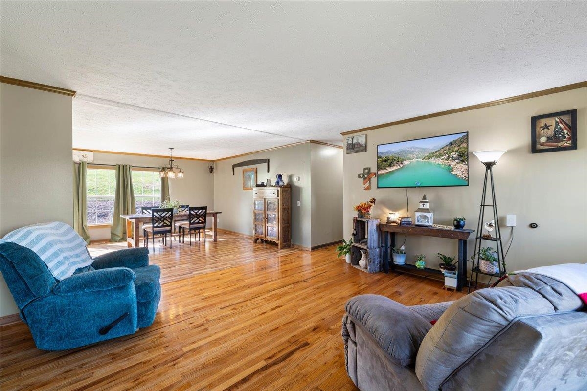 109 Oakview Lane Pearisburg VA 24134
