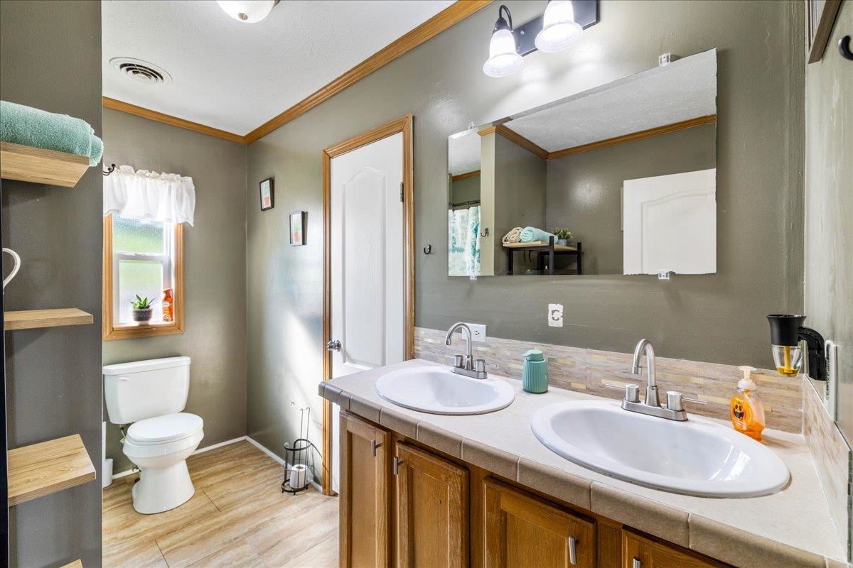 109 Oakview Lane Pearisburg VA 24134