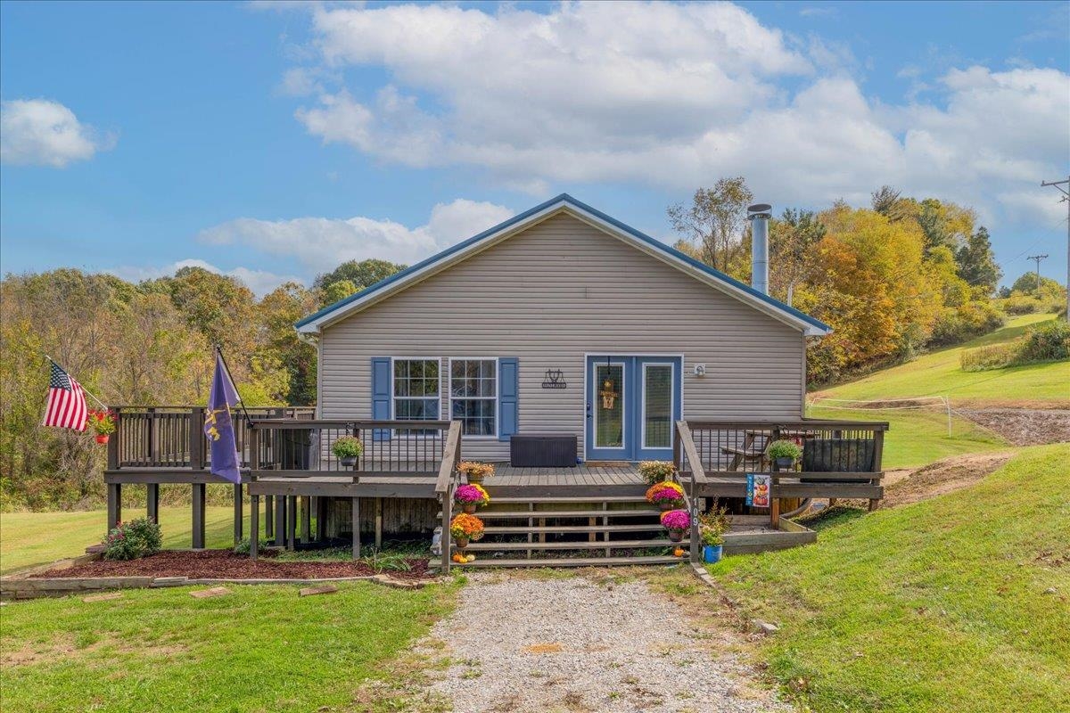 109 Oakview Lane Pearisburg VA 24134