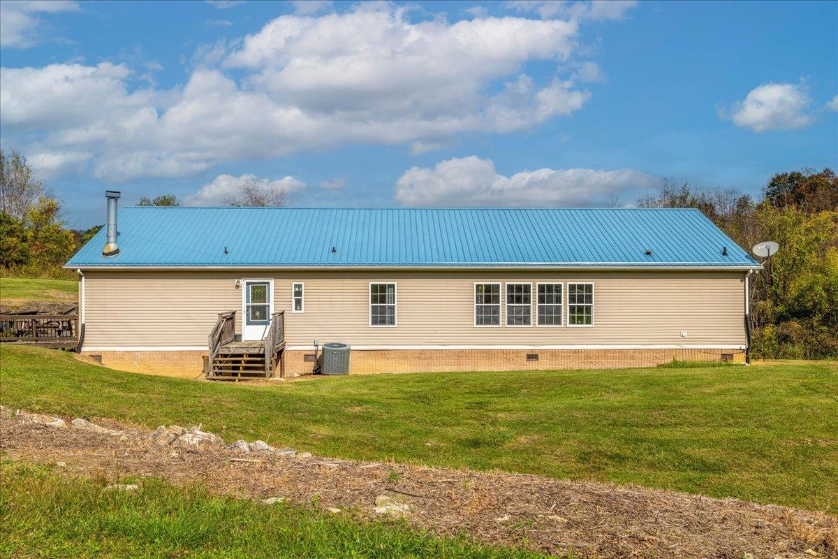 109 Oakview Lane Pearisburg VA 24134