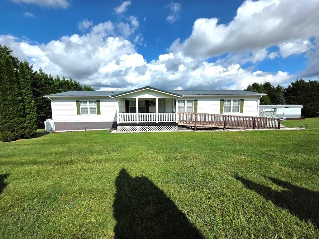 222 Stemwell Lane Austinville VA 24312