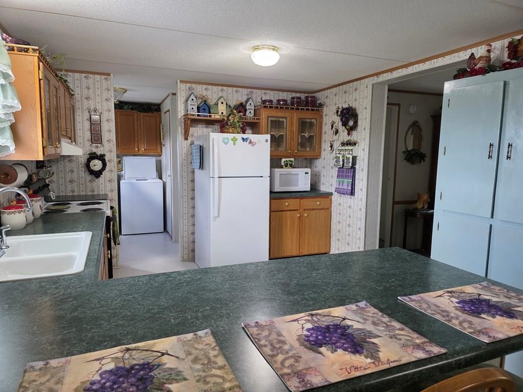 222 Stemwell Lane Austinville VA 24312