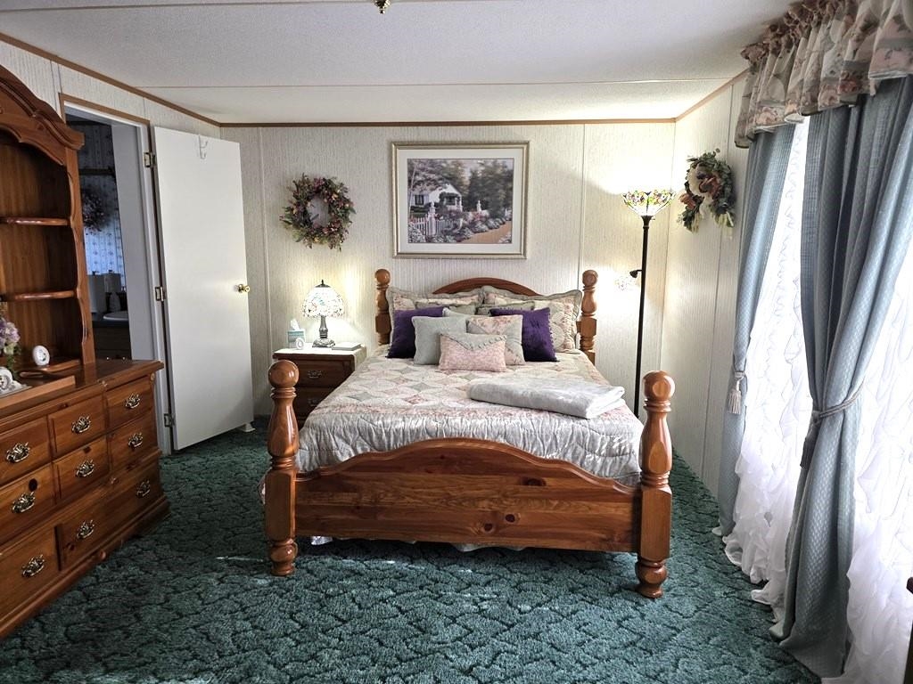 222 Stemwell Lane Austinville VA 24312