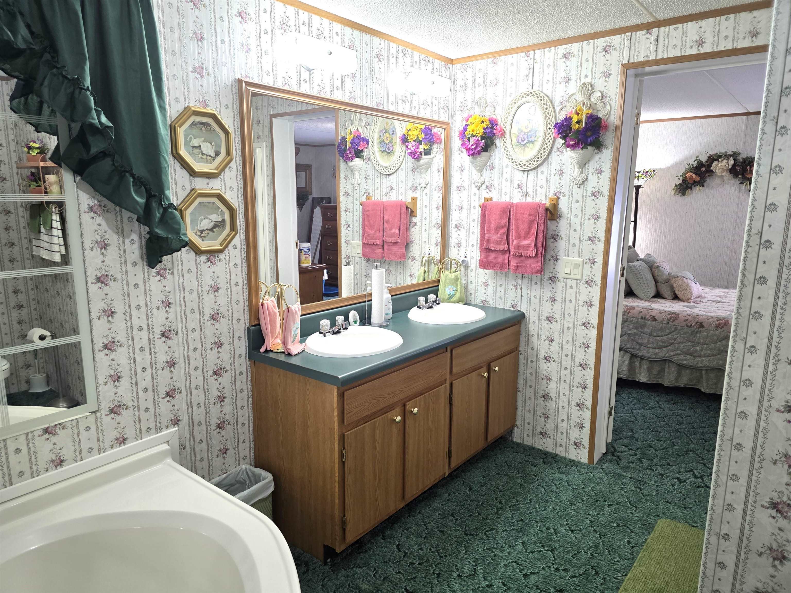 222 Stemwell Lane Austinville VA 24312