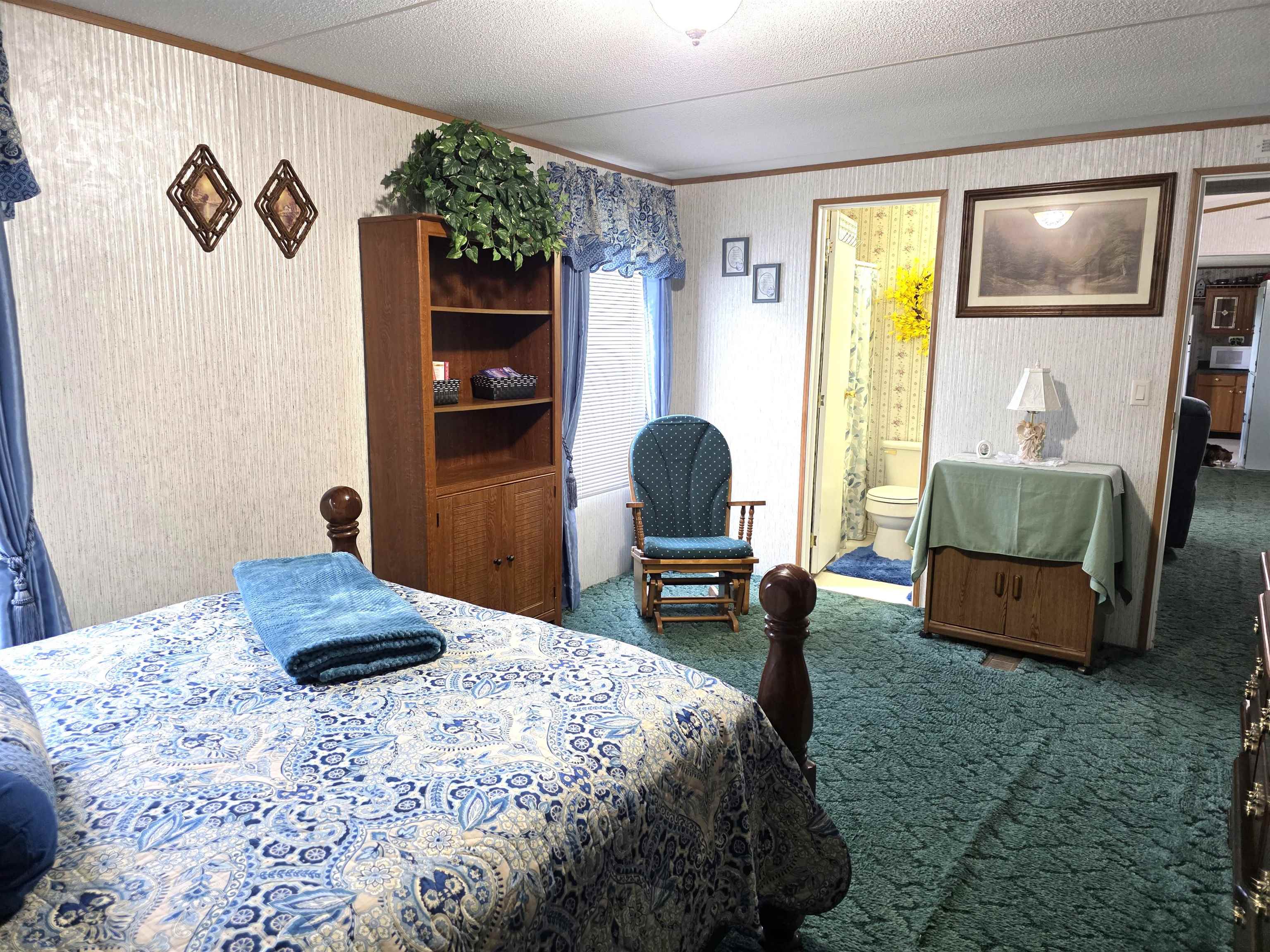 222 Stemwell Lane Austinville VA 24312