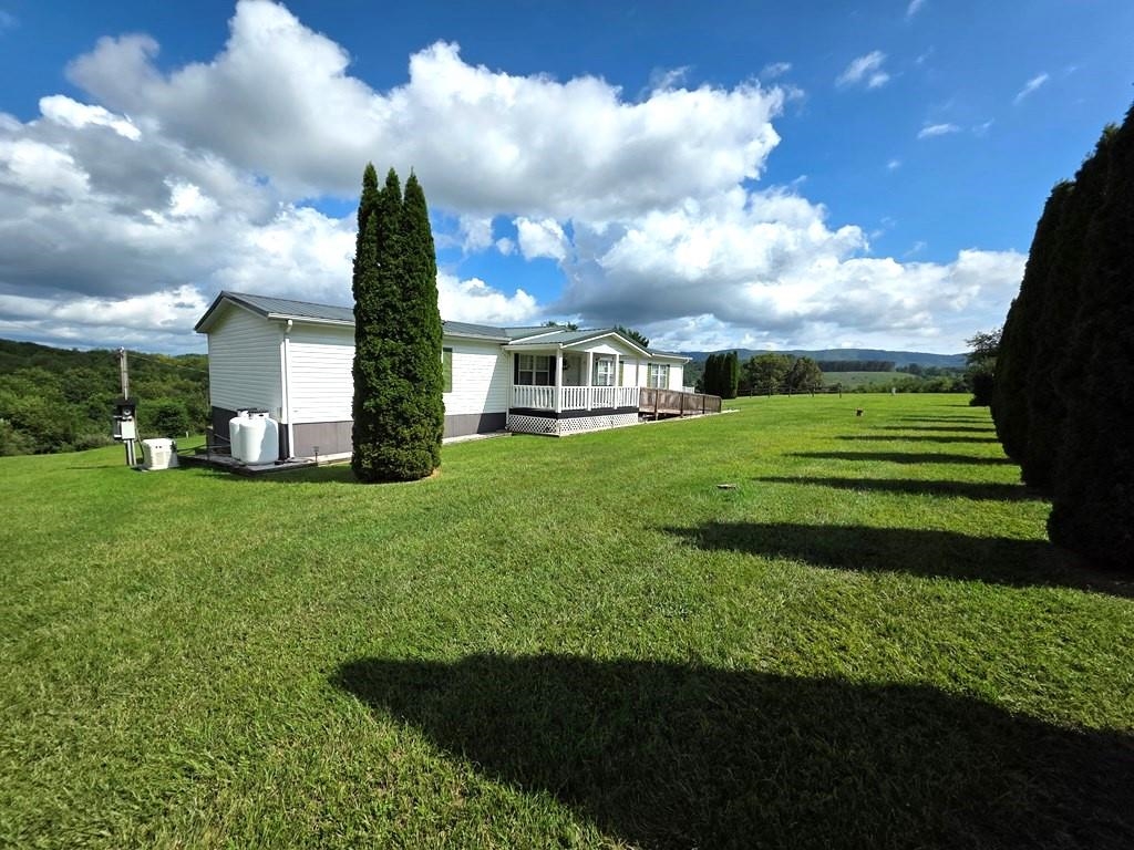 222 Stemwell Lane Austinville VA 24312