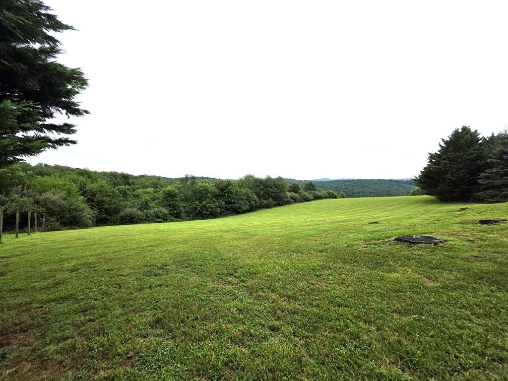 222 Stemwell Lane Austinville VA 24312