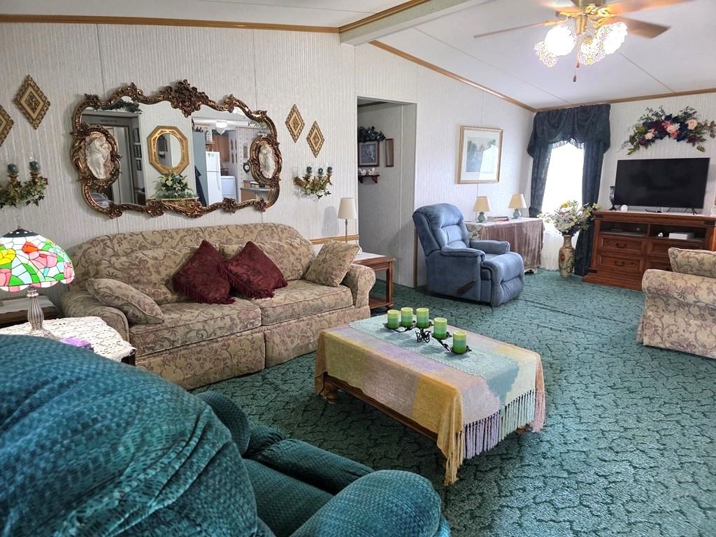 222 Stemwell Lane Austinville VA 24312