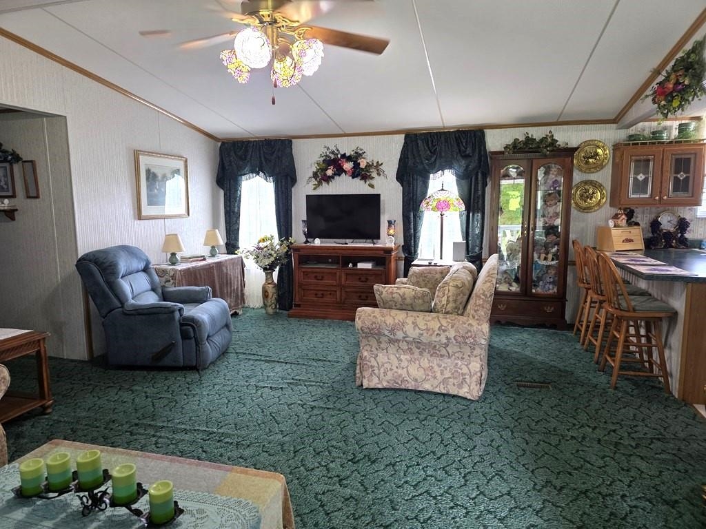 222 Stemwell Lane Austinville VA 24312