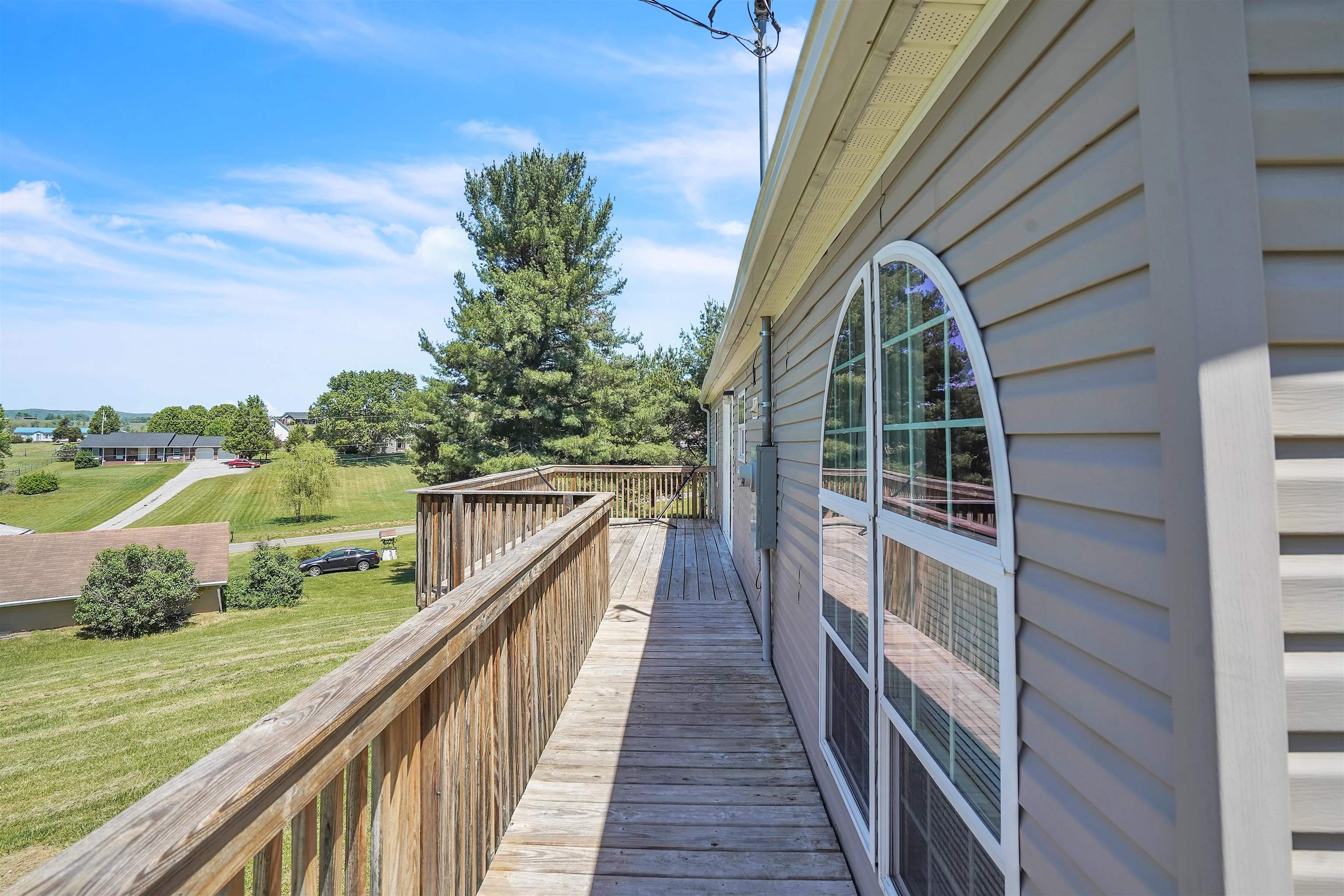 4290 Sunny View Heights Loop Pulaski VA 24301