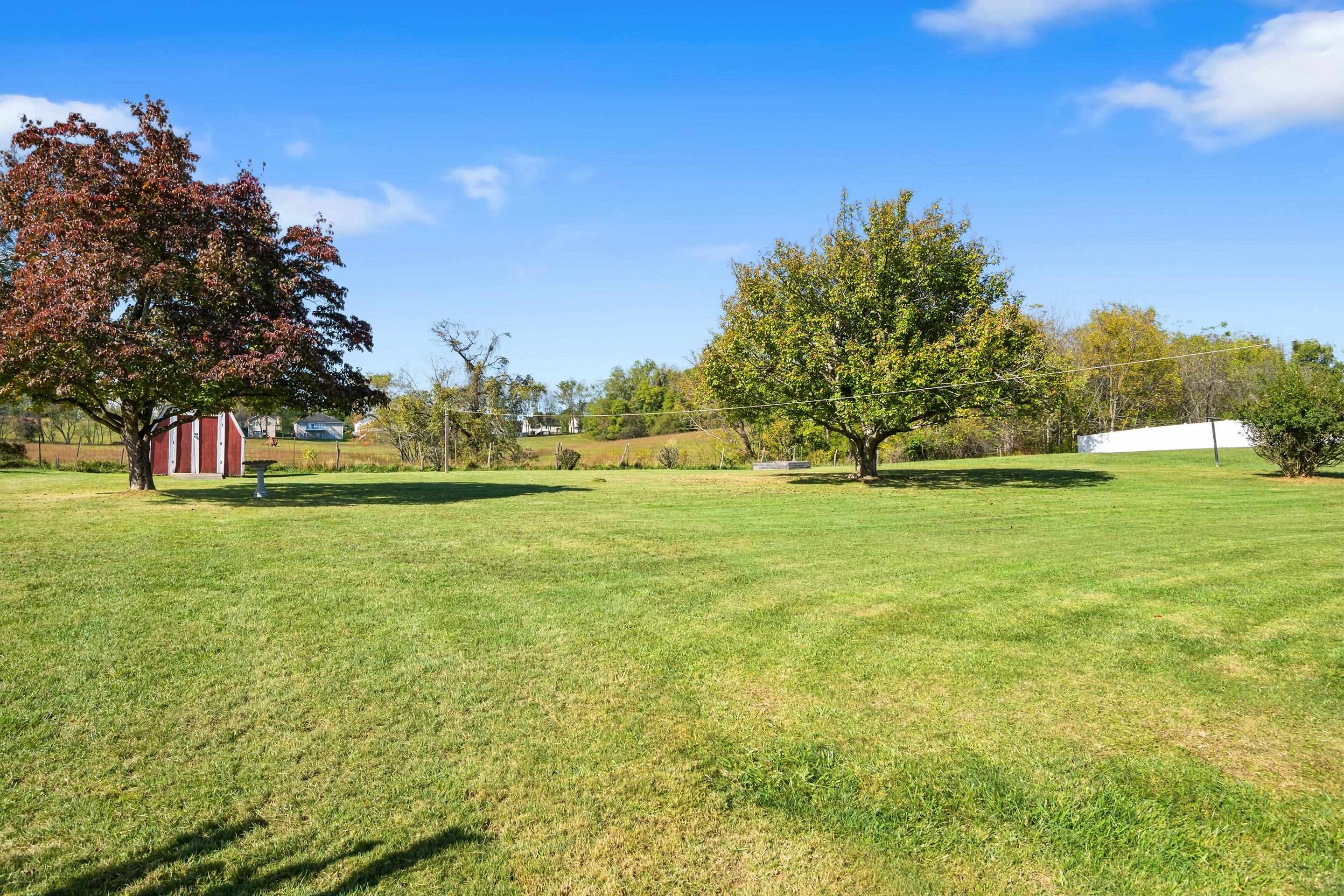 2042 Twin Oaks Avenue Pulaski VA 24301
