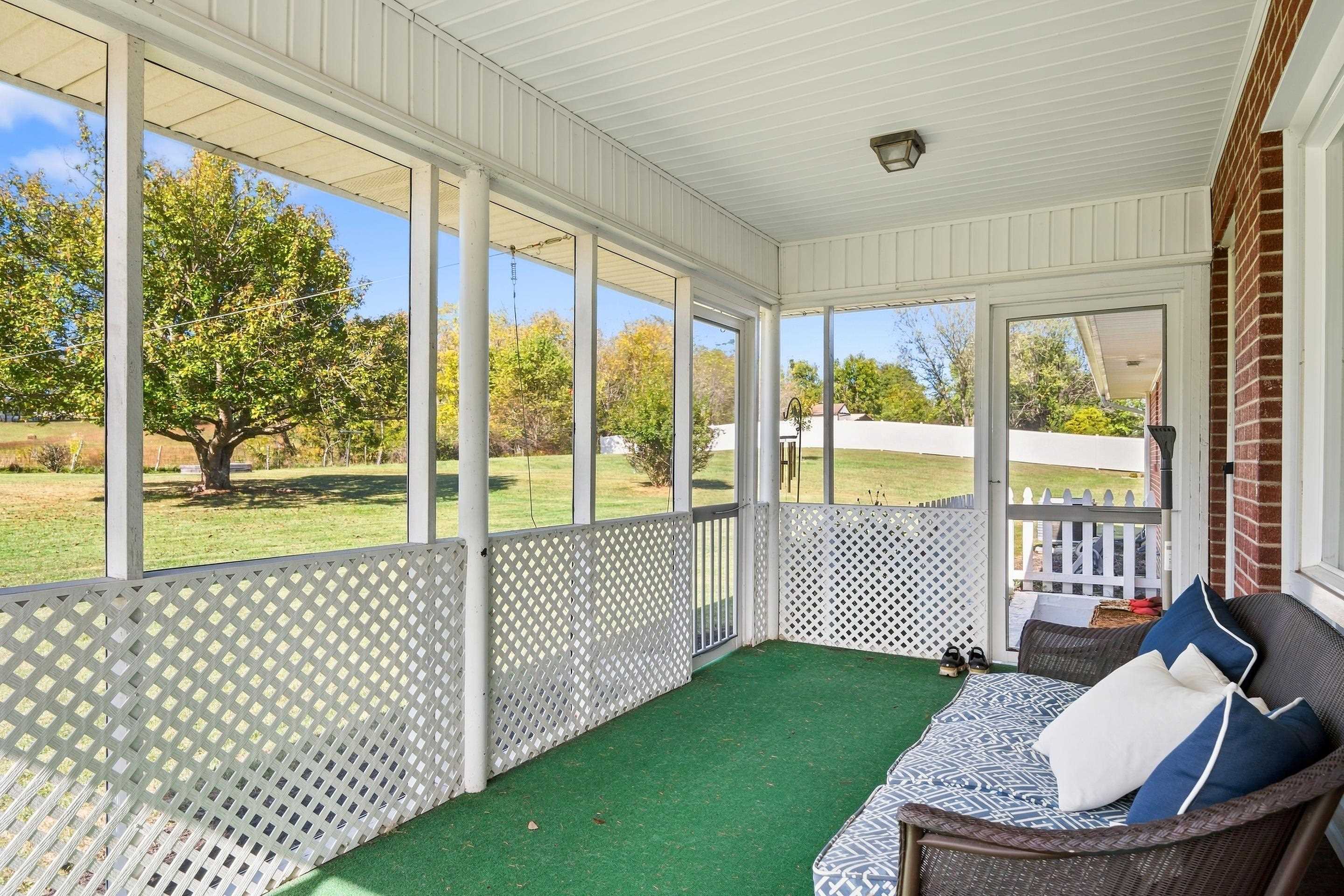 2042 Twin Oaks Avenue Pulaski VA 24301