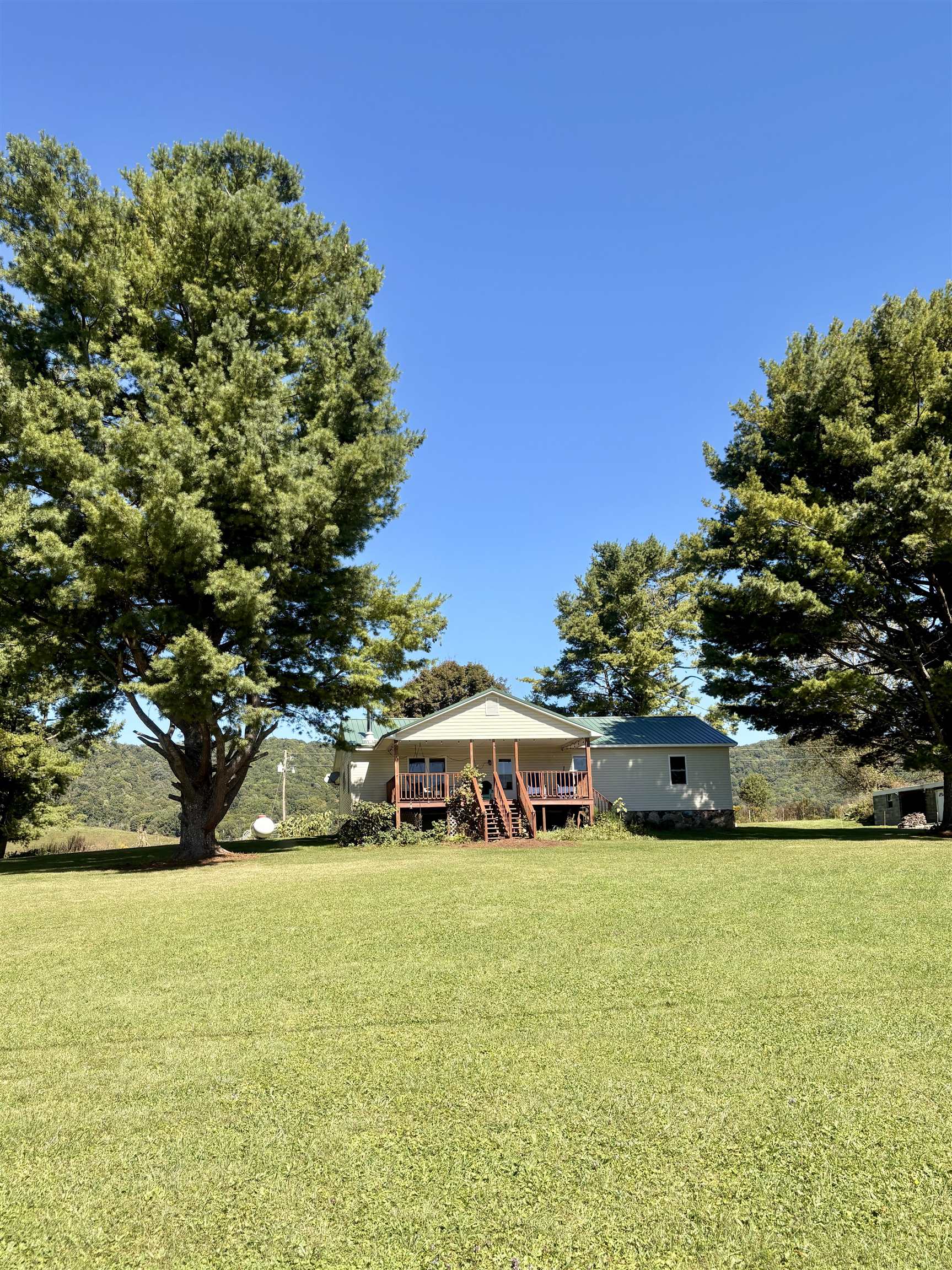1754 Gose Mill Road Tazewell VA 24651