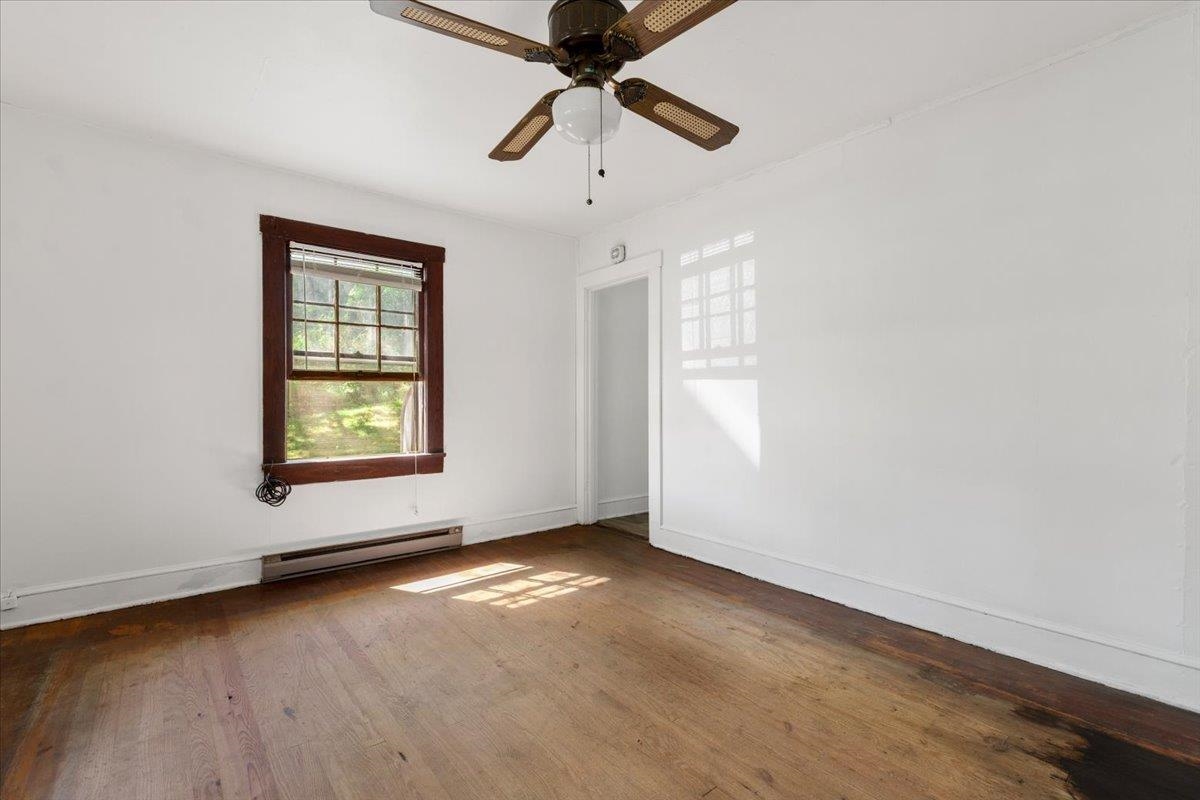 211 Walton Road Radford VA 24141