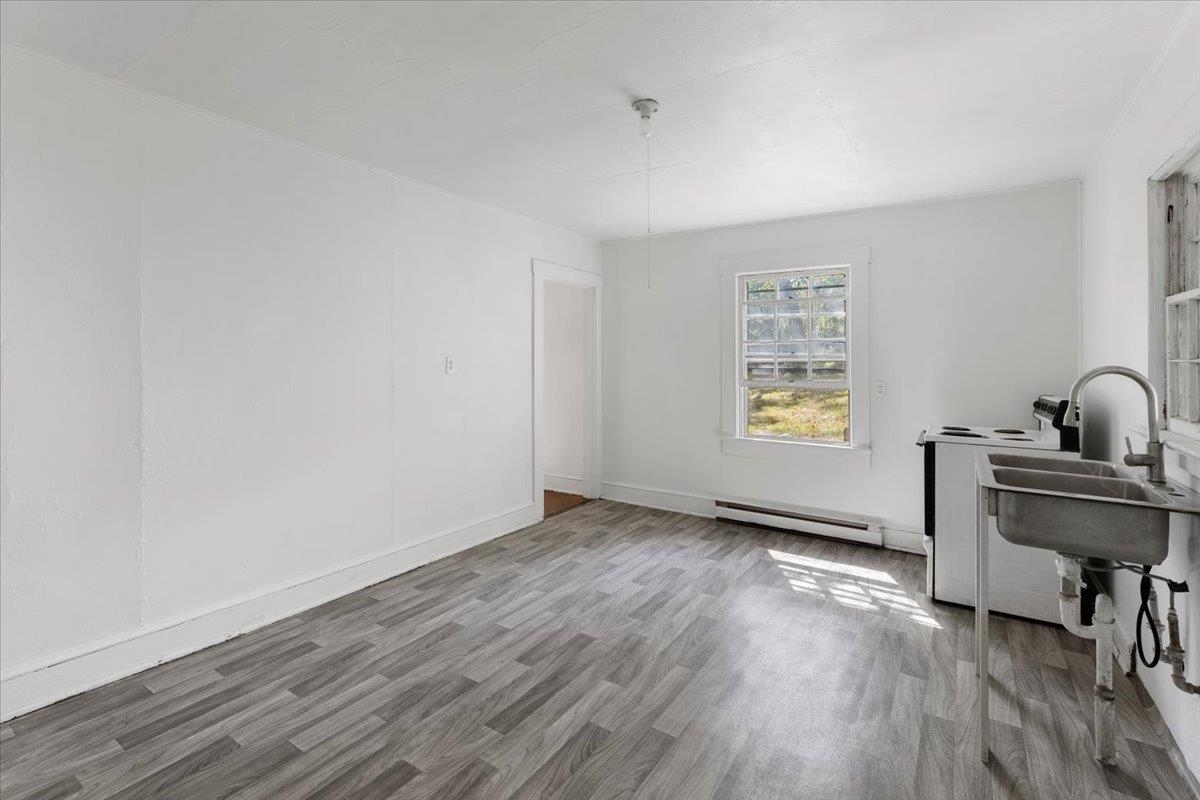 211 Walton Road Radford VA 24141