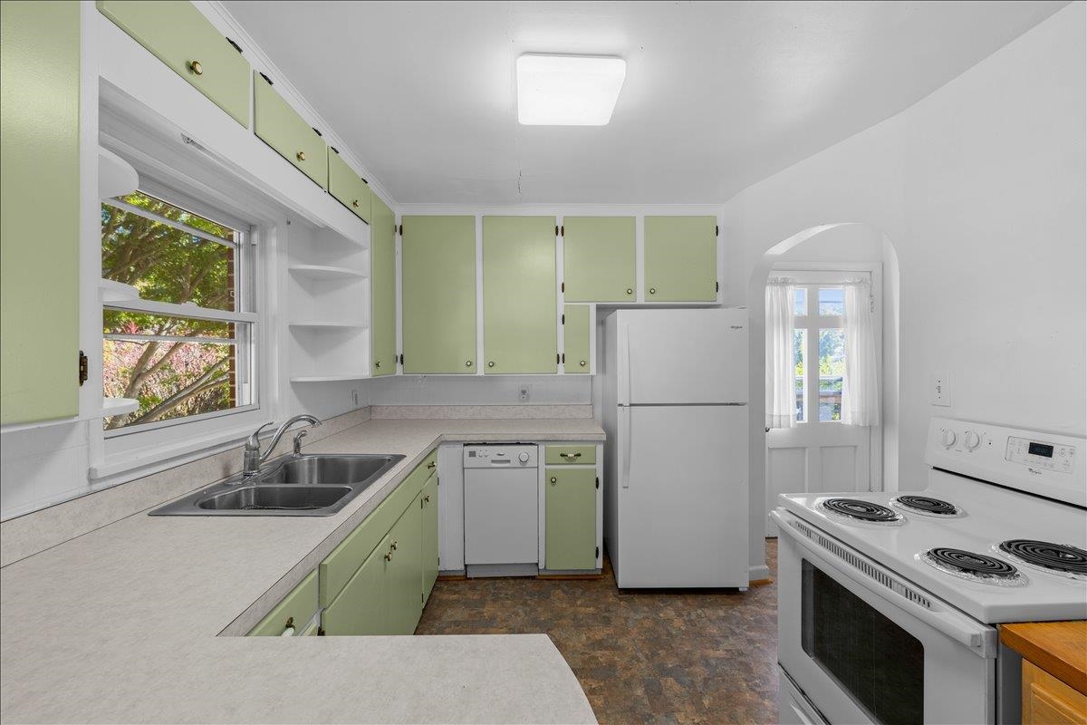 803 Grove Avenue Blacksburg VA 24060