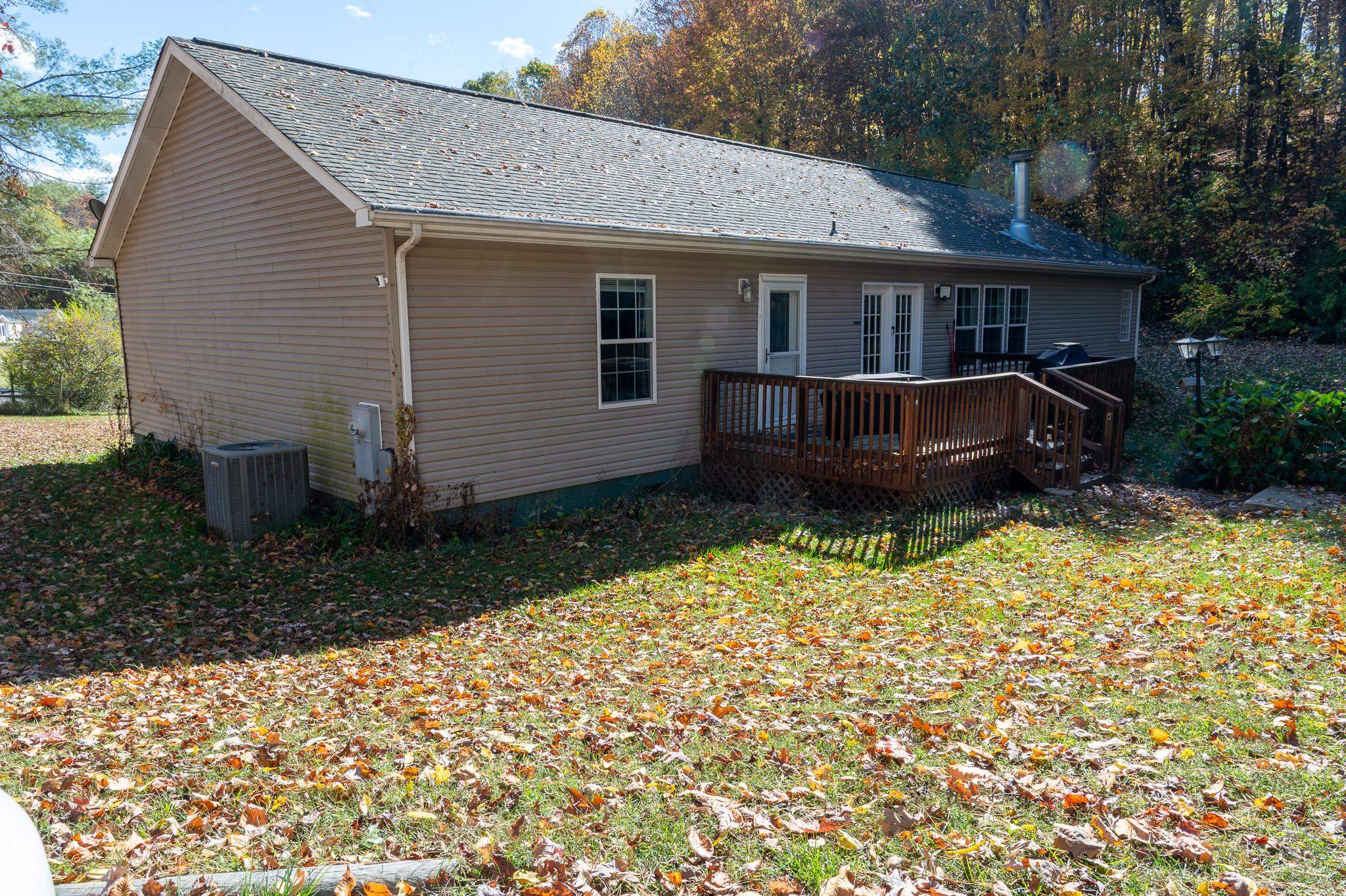 369 Back Road Wytheville VA 24382