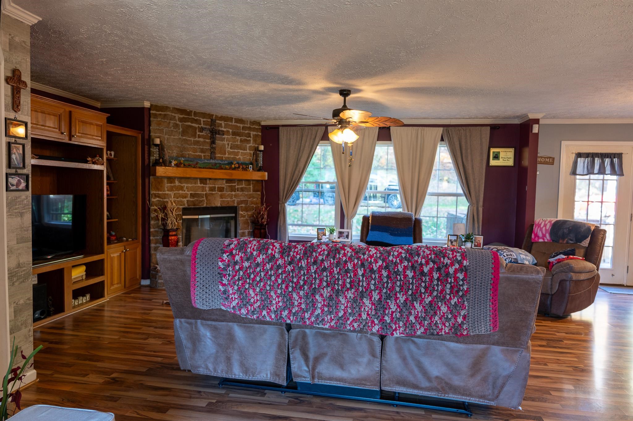 369 Back Road Wytheville VA 24382