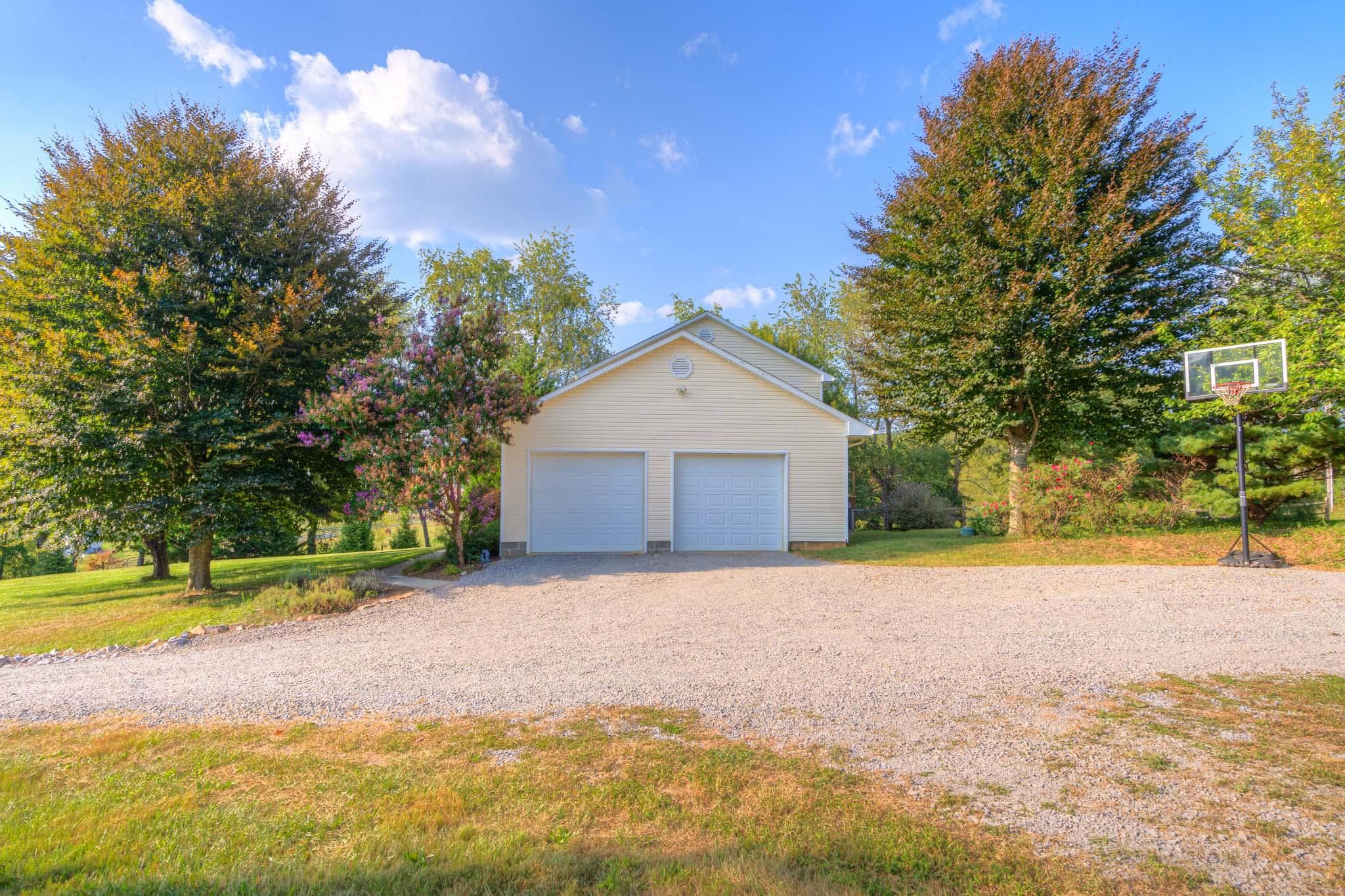 250 Walton Road Radford VA 24141