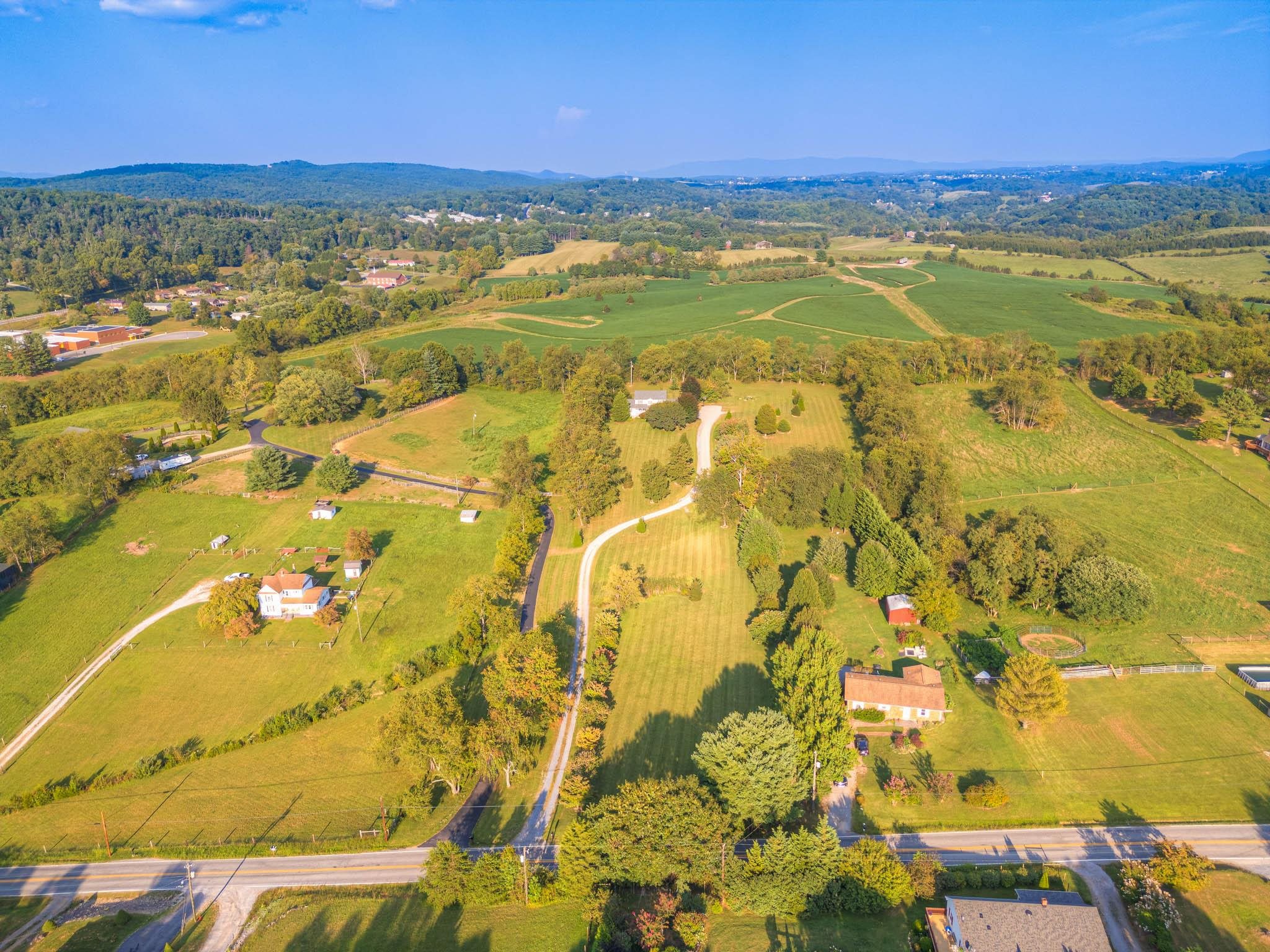 250 Walton Road Radford VA 24141