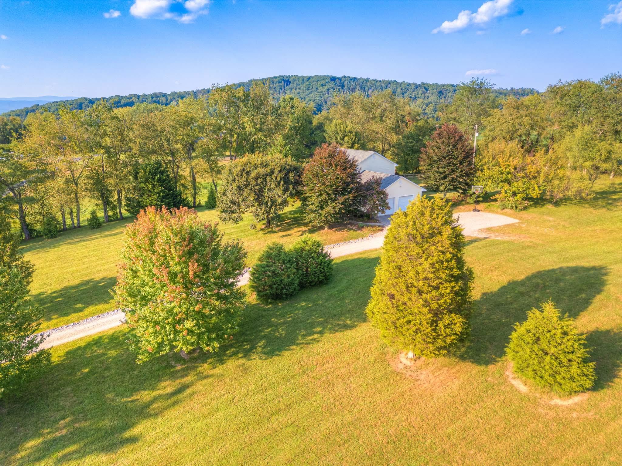 250 Walton Road Radford VA 24141