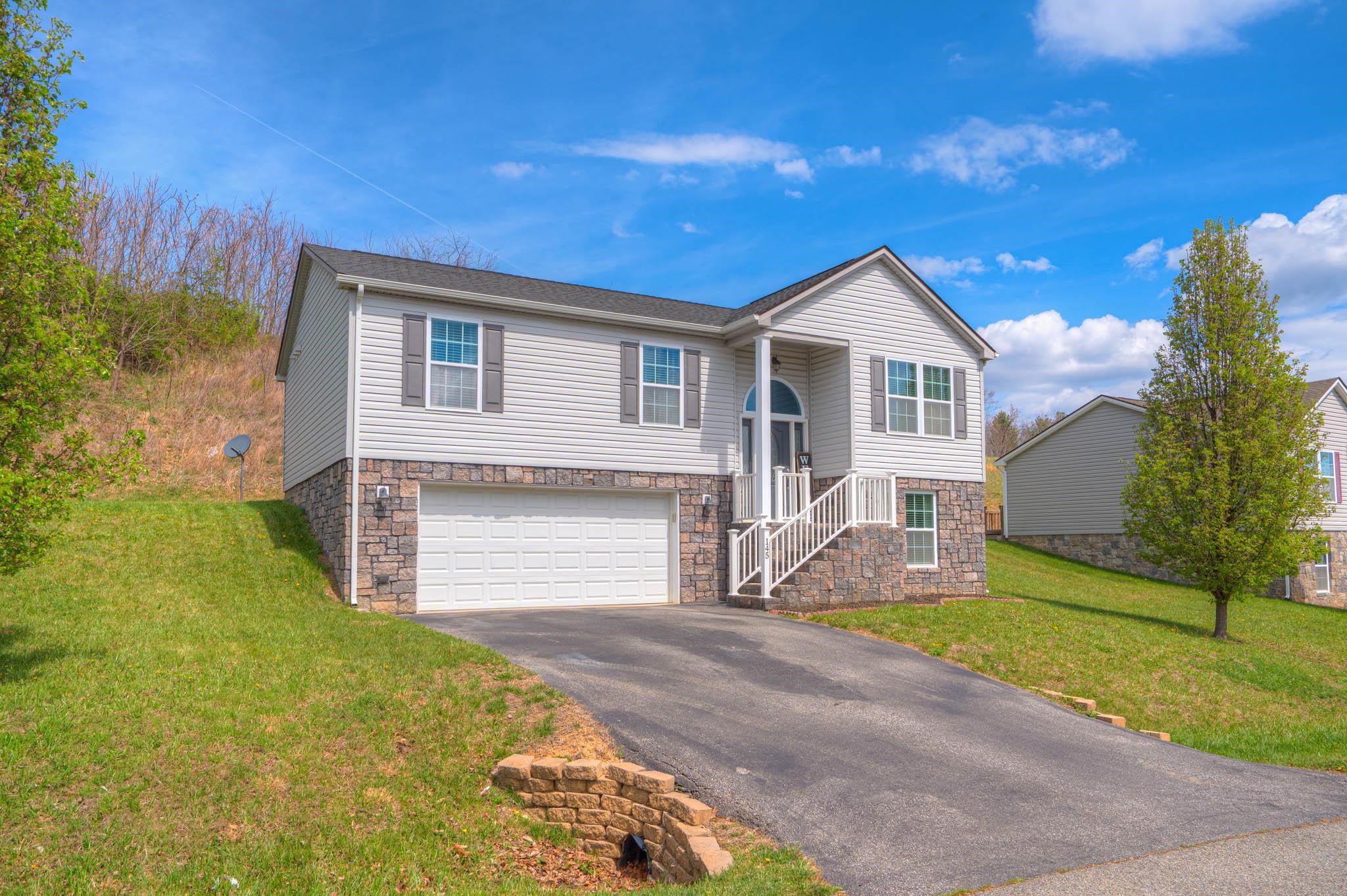 Christiansburg VA, 145 Robin Hood Drive