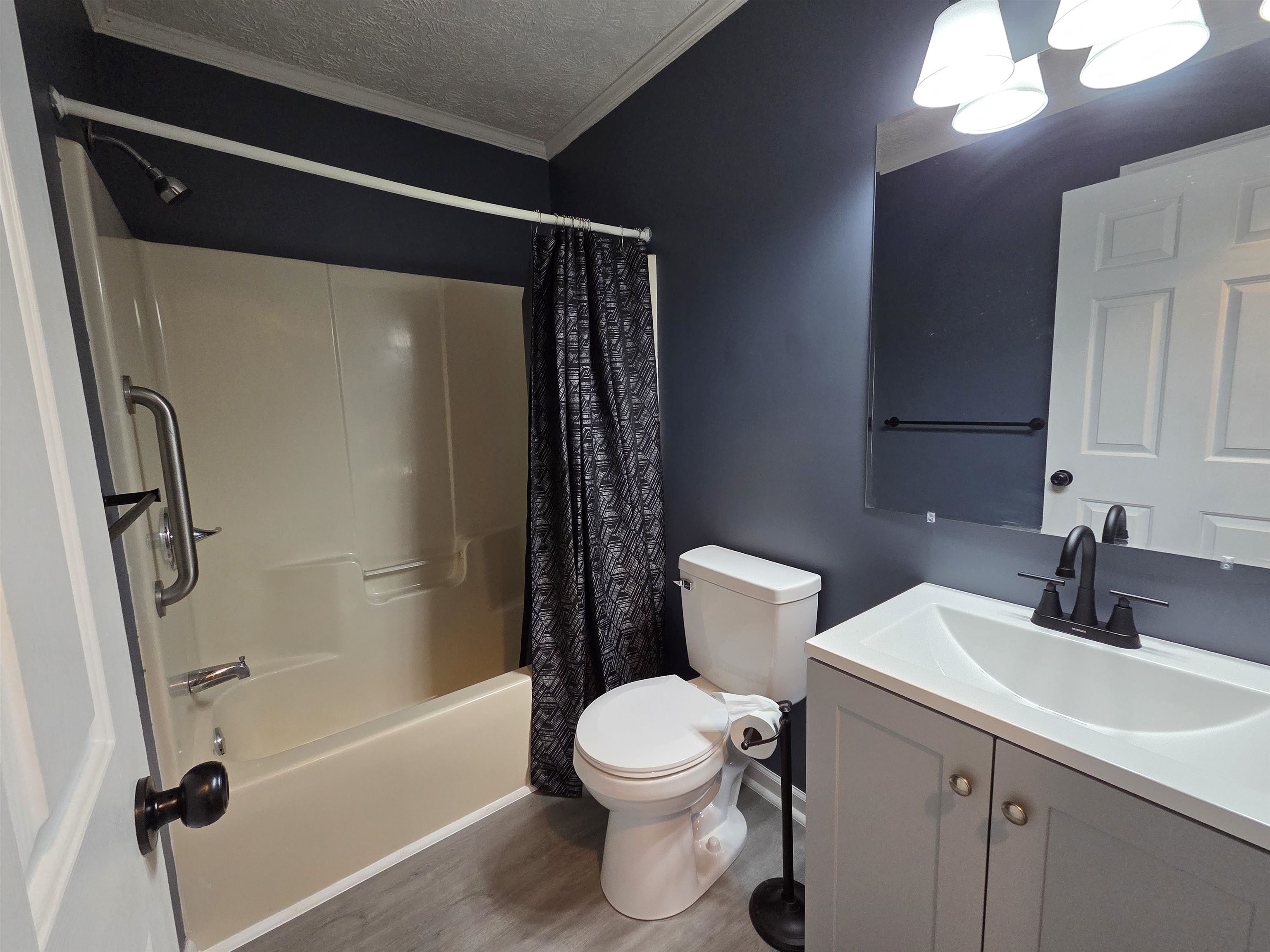 231 Allen Avenue Radford VA 24141