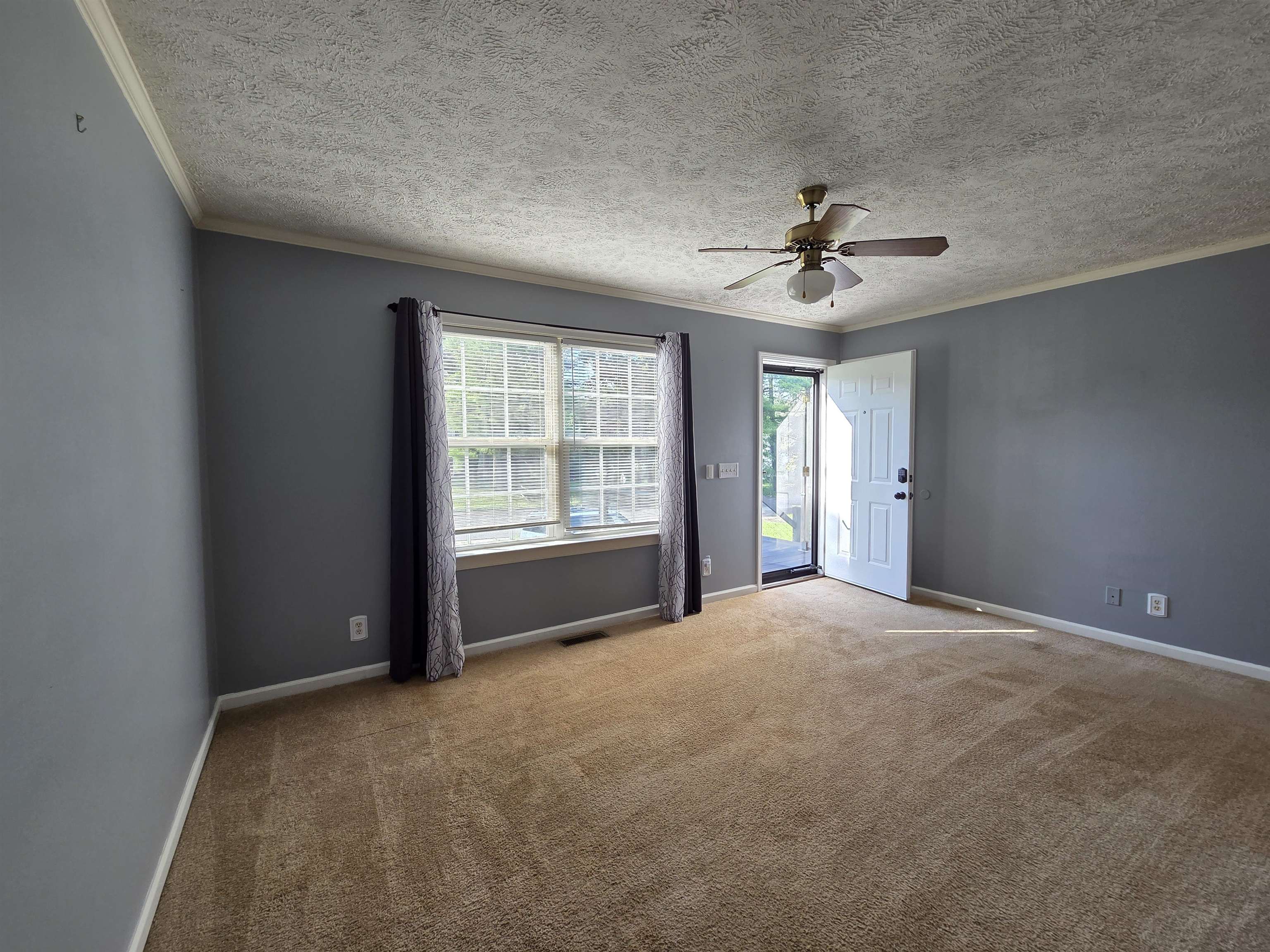 231 Allen Avenue Radford VA 24141