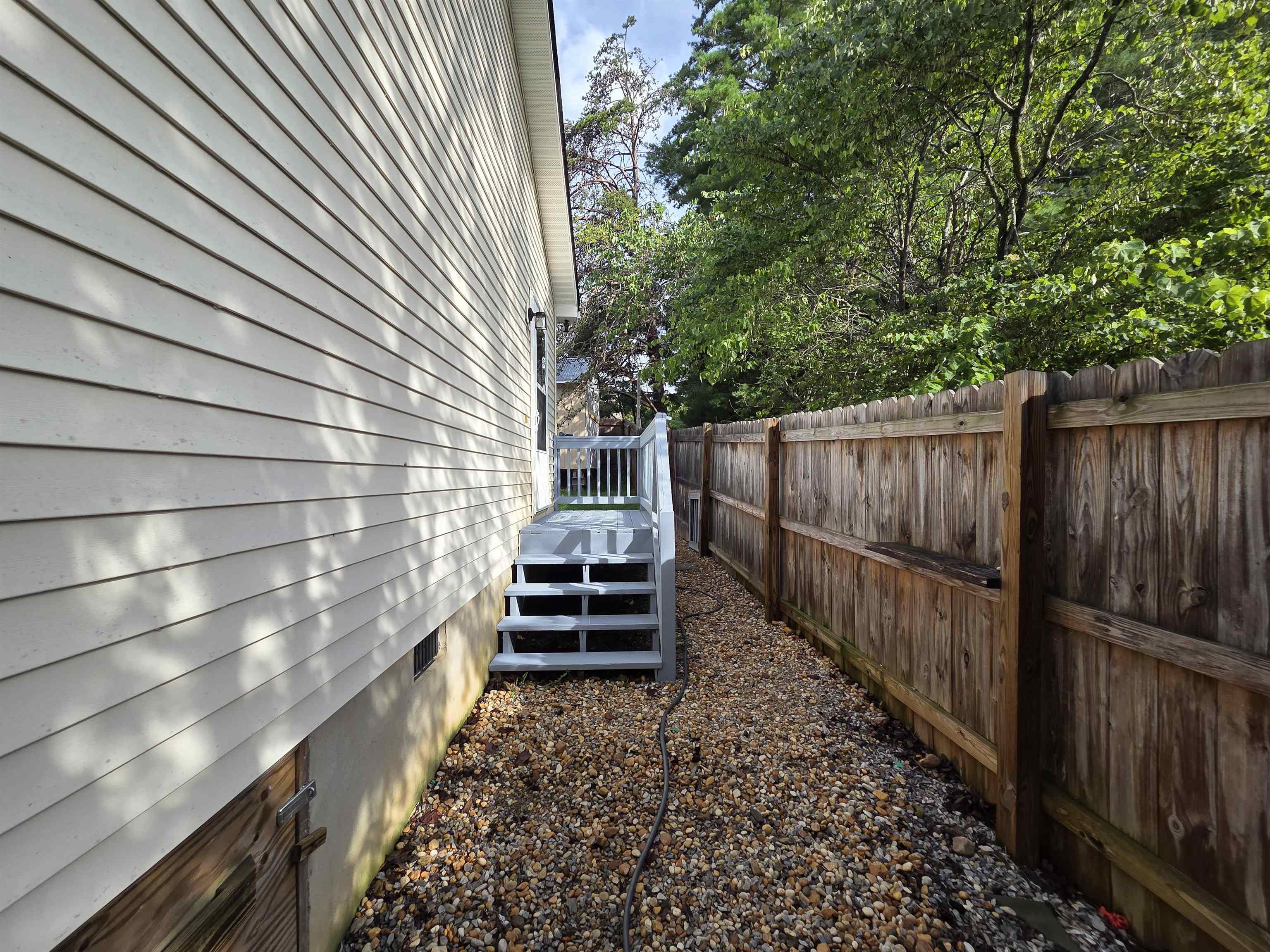 231 Allen Avenue Radford VA 24141