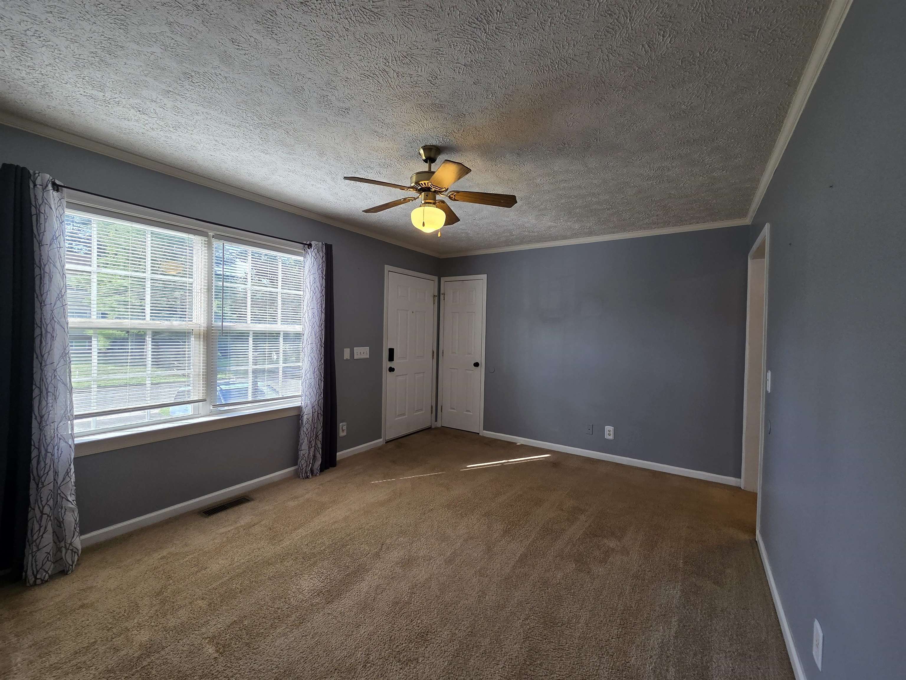 231 Allen Avenue Radford VA 24141