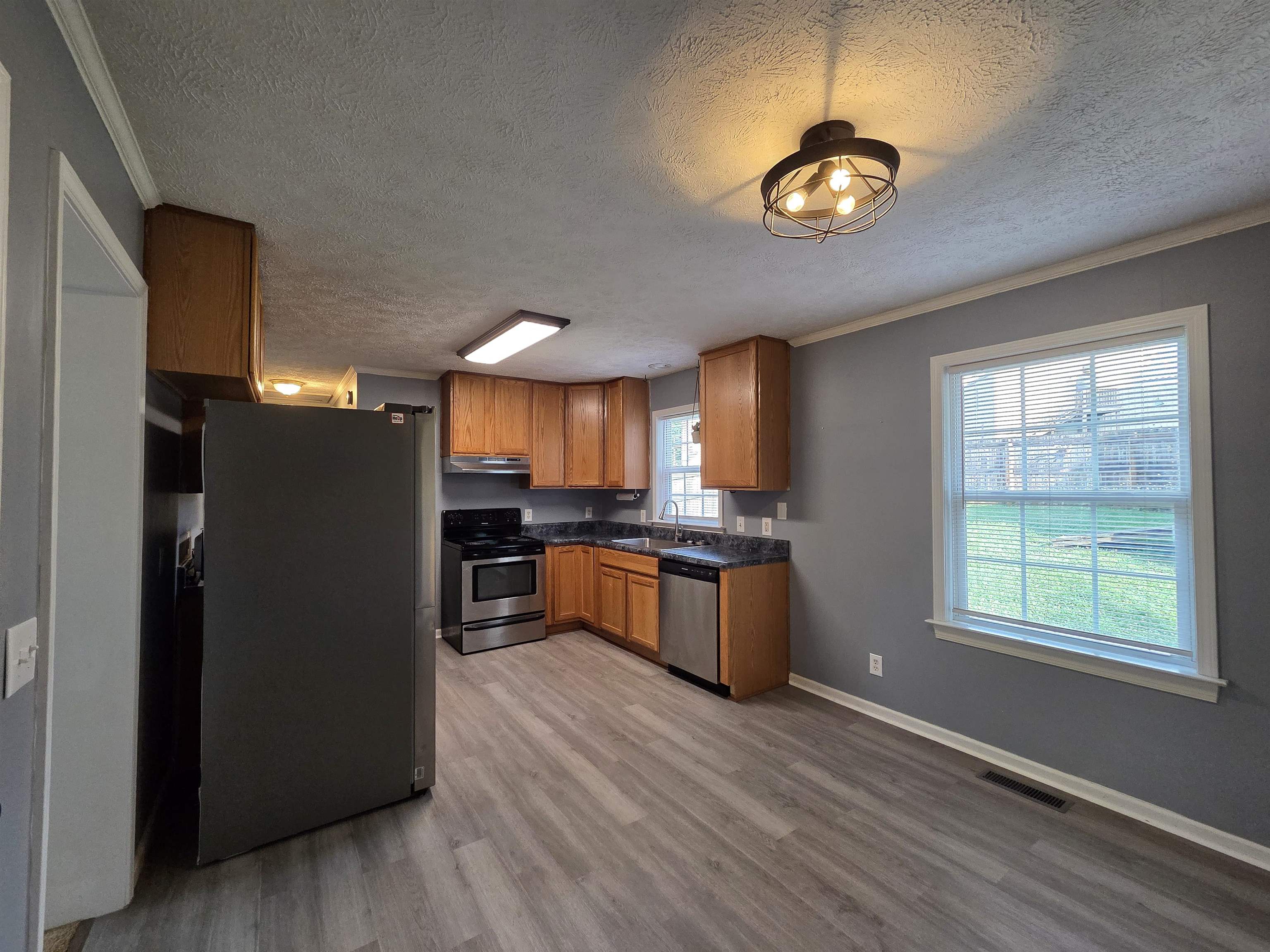 231 Allen Avenue Radford VA 24141