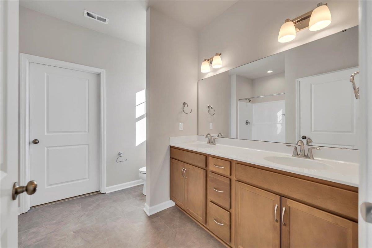 7401 King's Pointe Drive Radford VA 24141