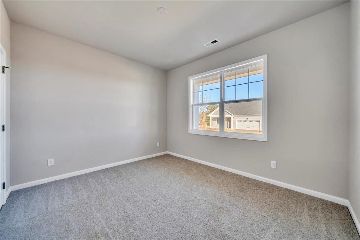7401 King's Pointe Drive Radford VA 24141