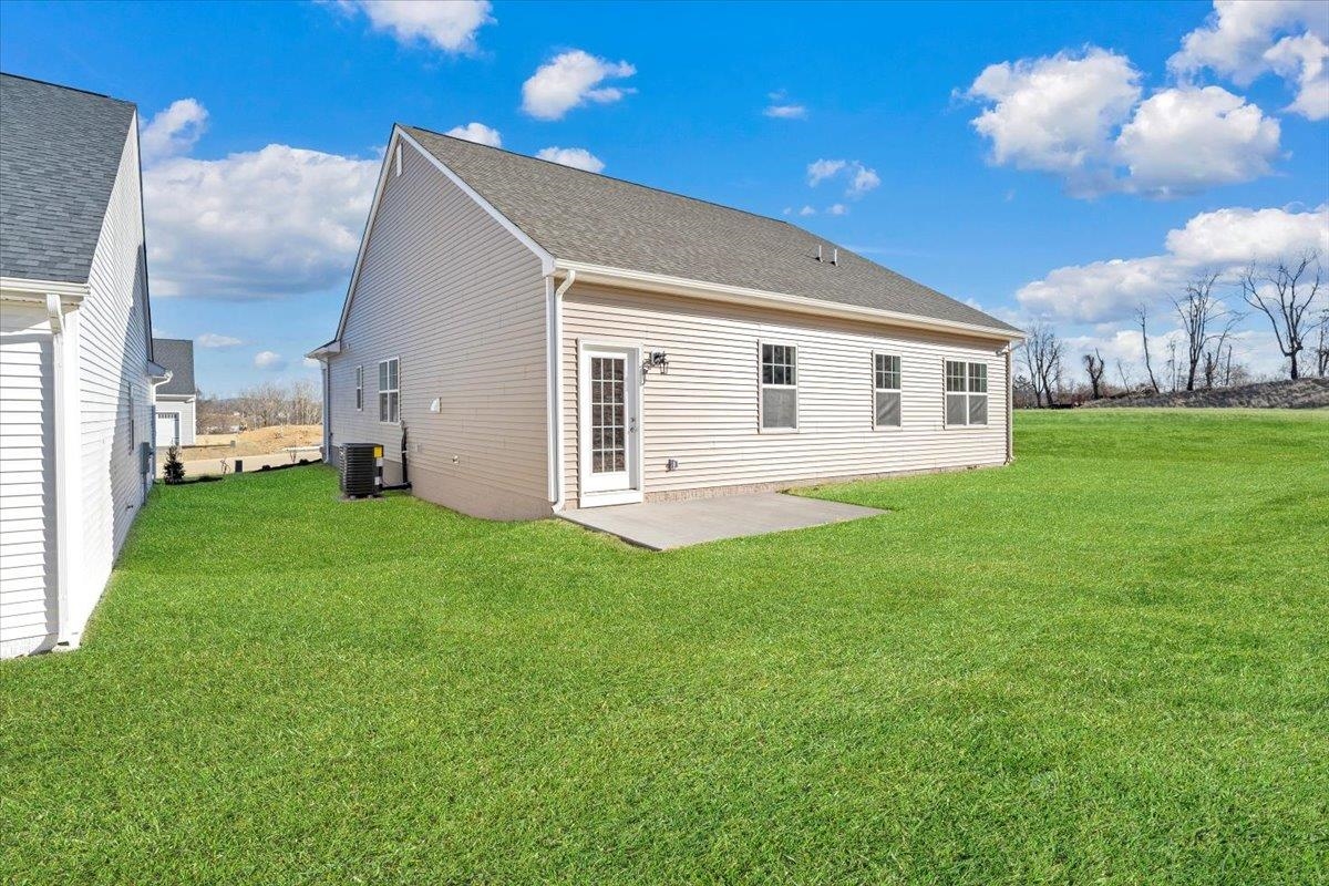 7401 King's Pointe Drive Radford VA 24141