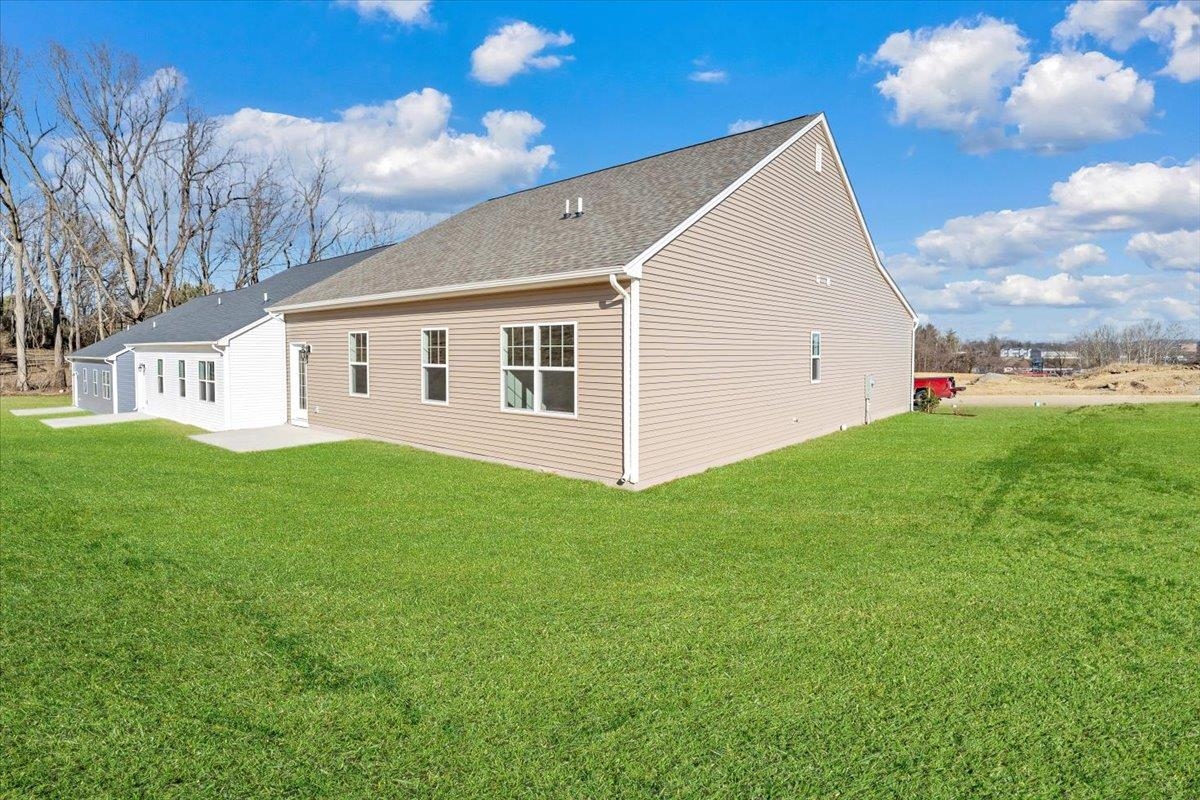 7401 King's Pointe Drive Radford VA 24141