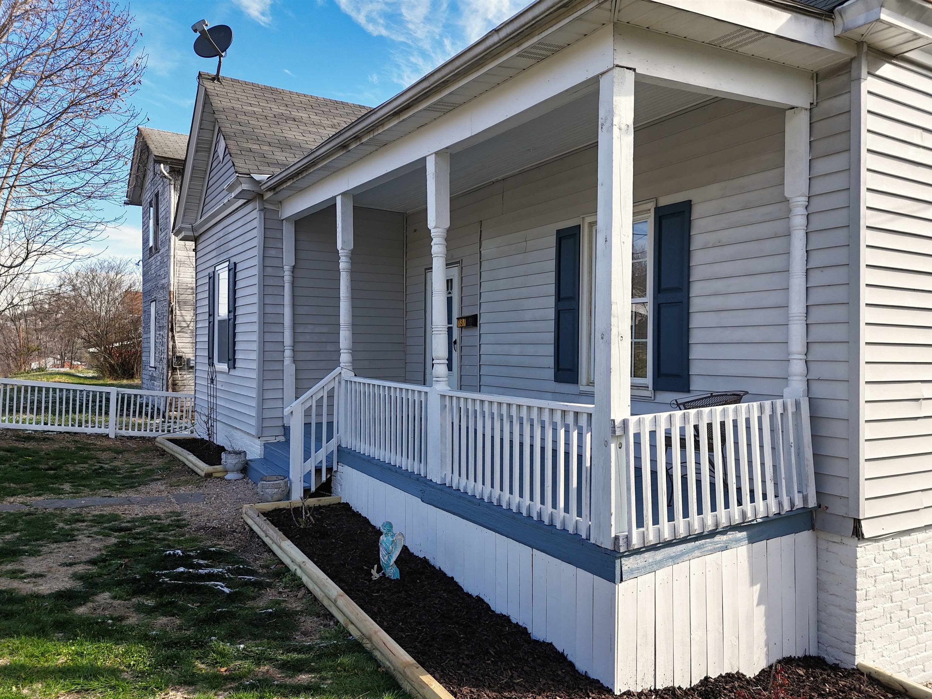 137 Lagrange Street Pulaski VA 24301